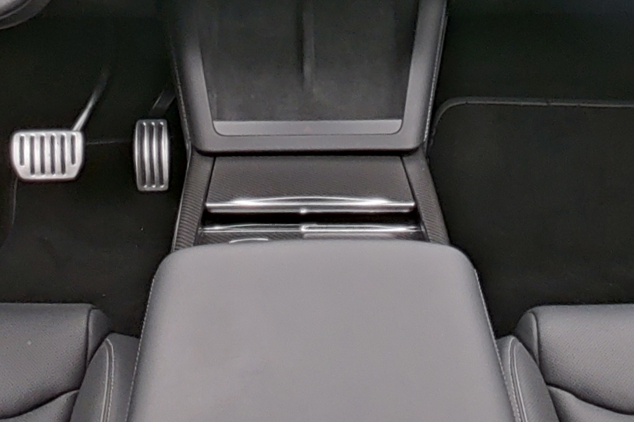 listing desktop thumbnail image 8