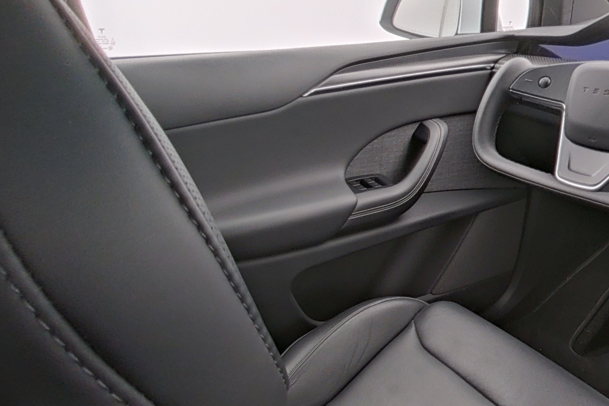 listing desktop thumbnail image 9