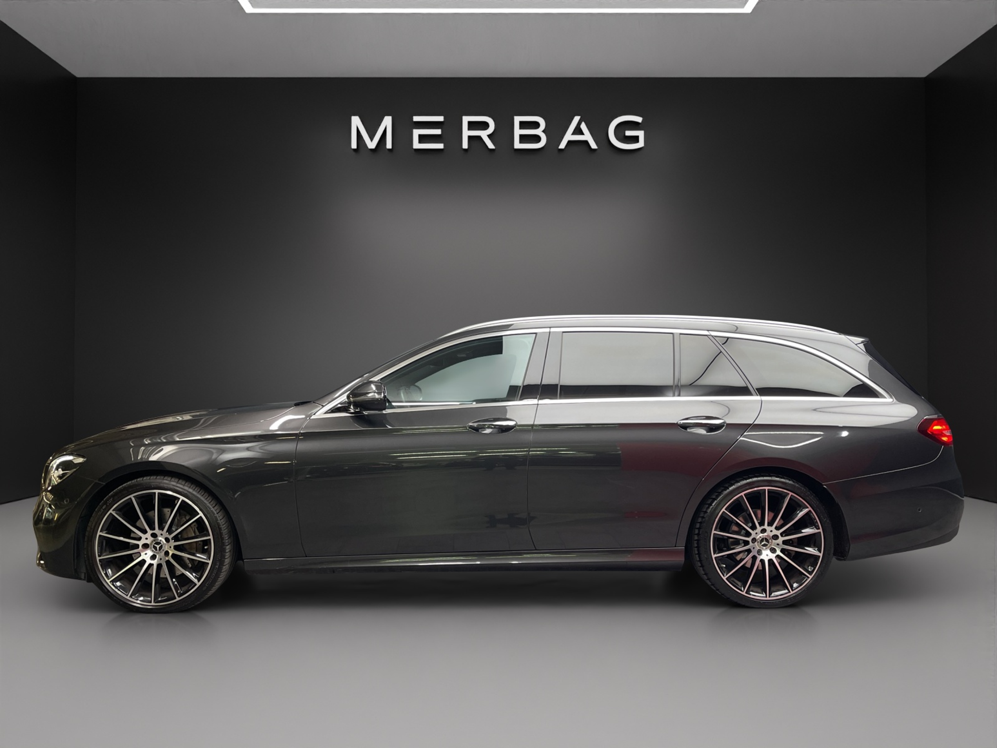 listing desktop thumbnail image 2