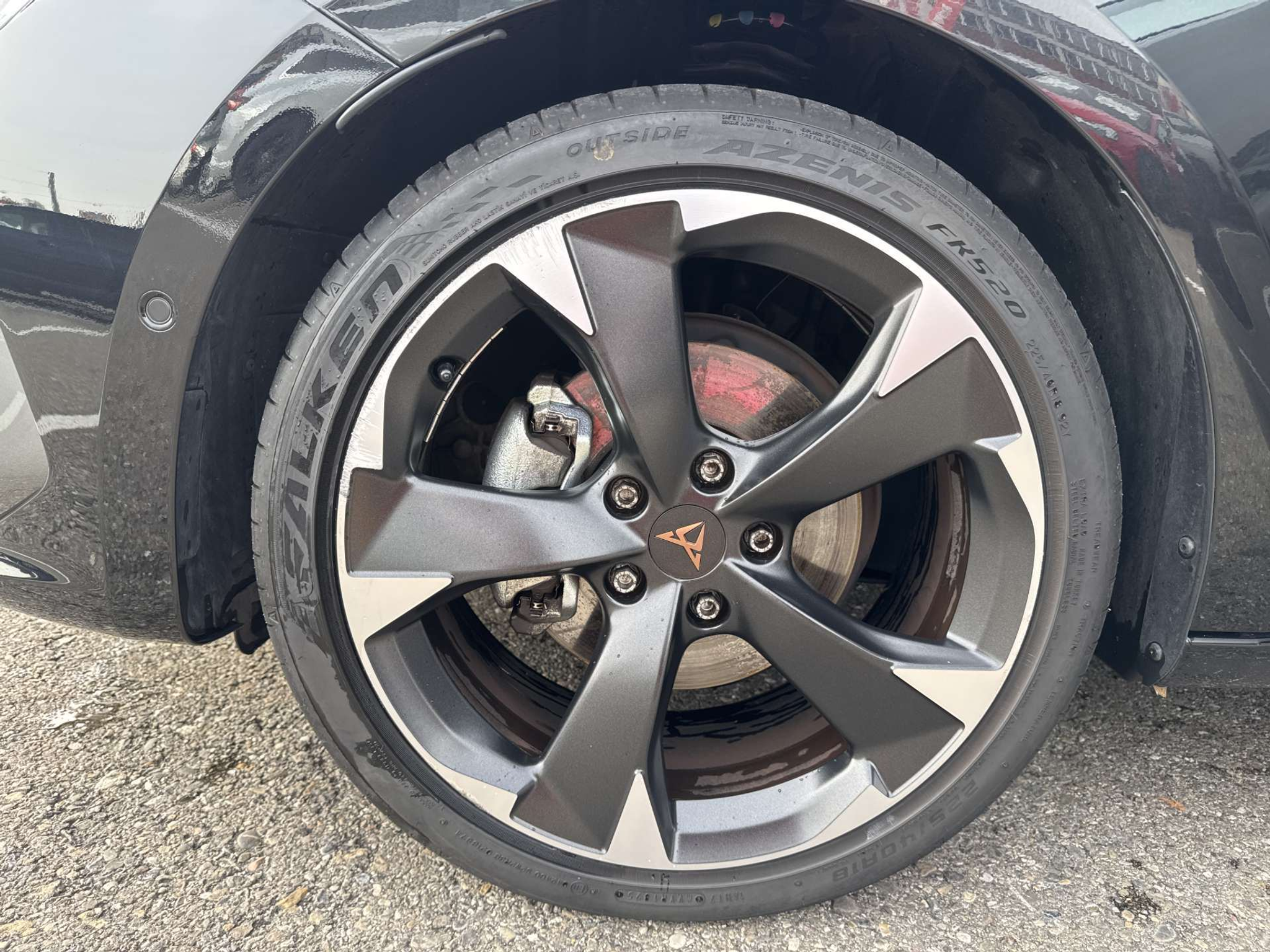 listing desktop thumbnail image 8