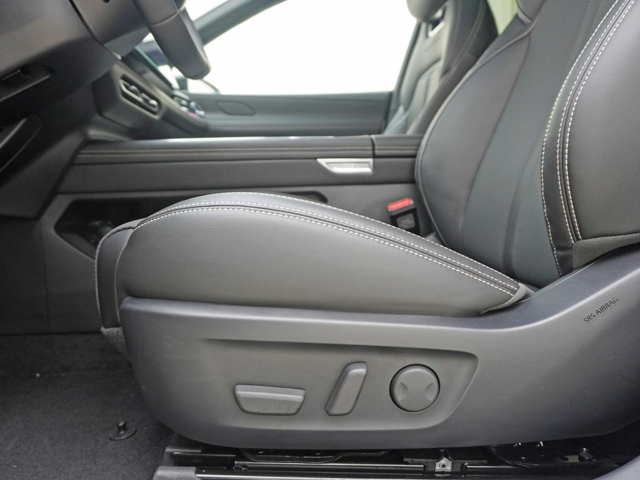 listing desktop thumbnail image 7