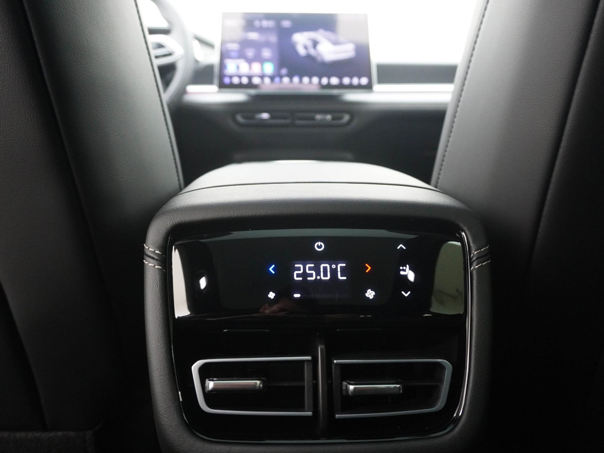 listing desktop thumbnail image 14