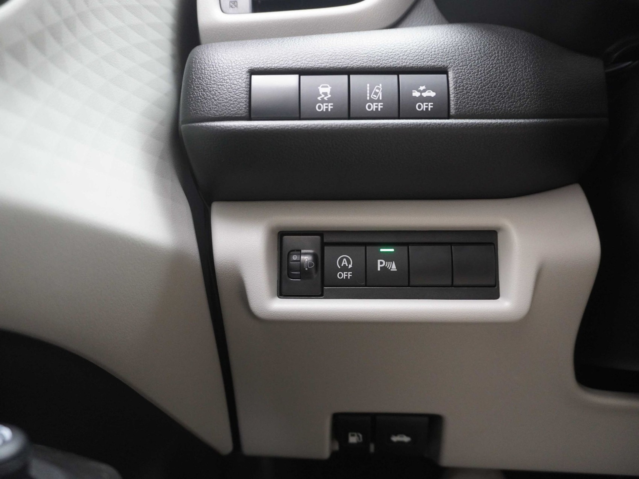 listing desktop thumbnail image 16