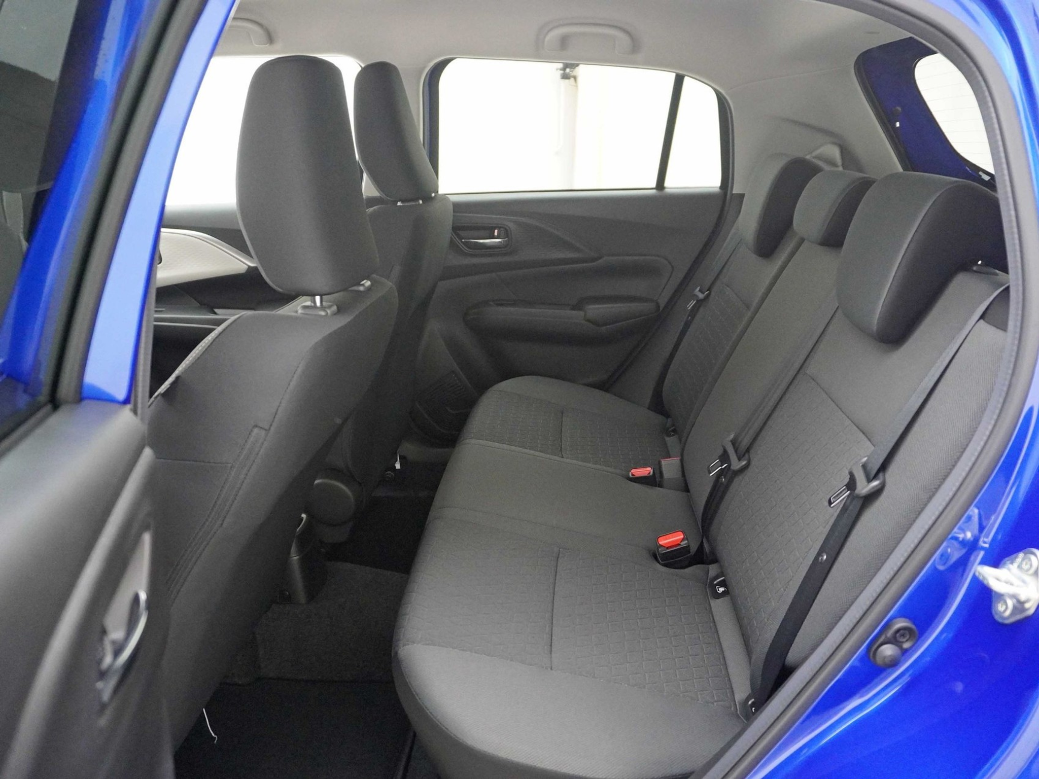 listing desktop thumbnail image 17