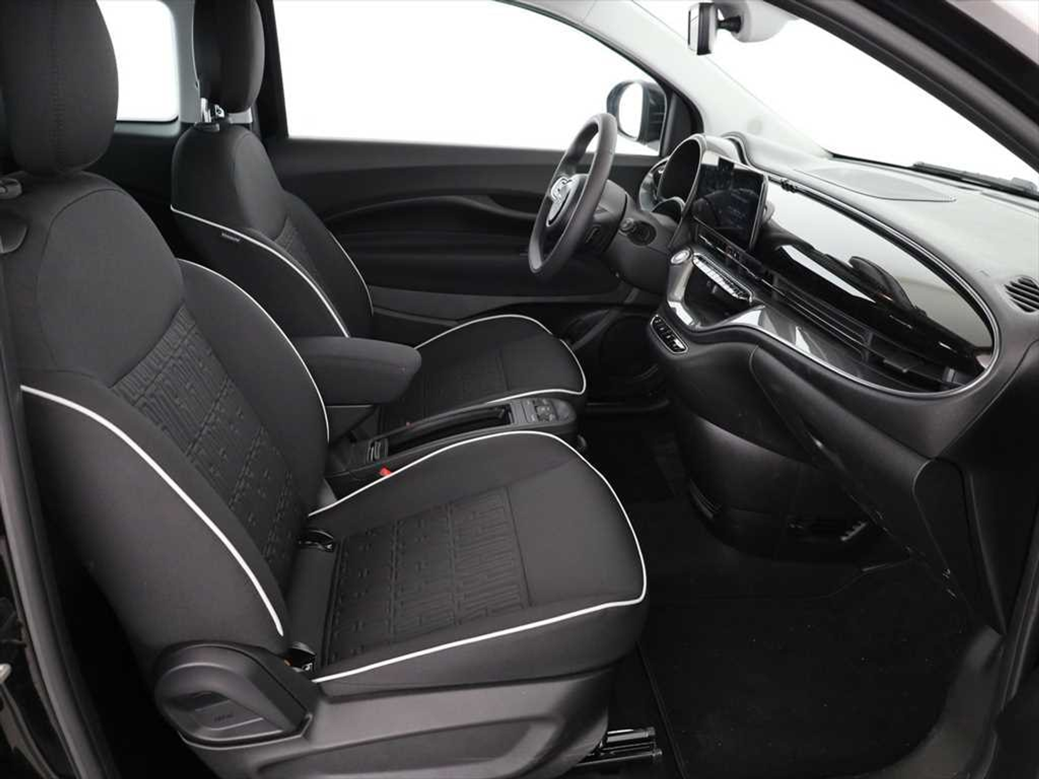 listing desktop thumbnail image 9