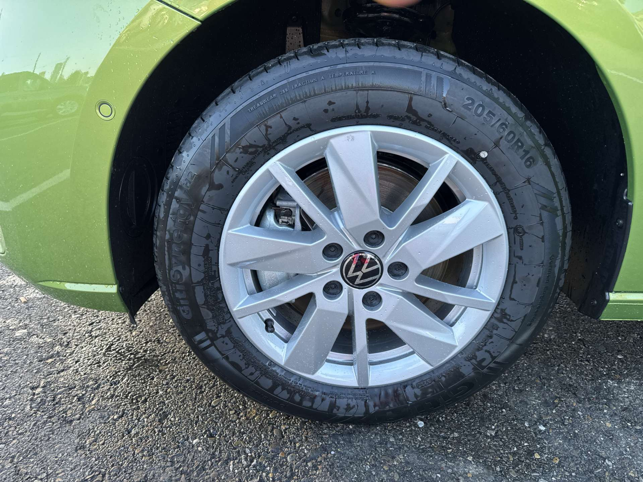 listing desktop thumbnail image 8