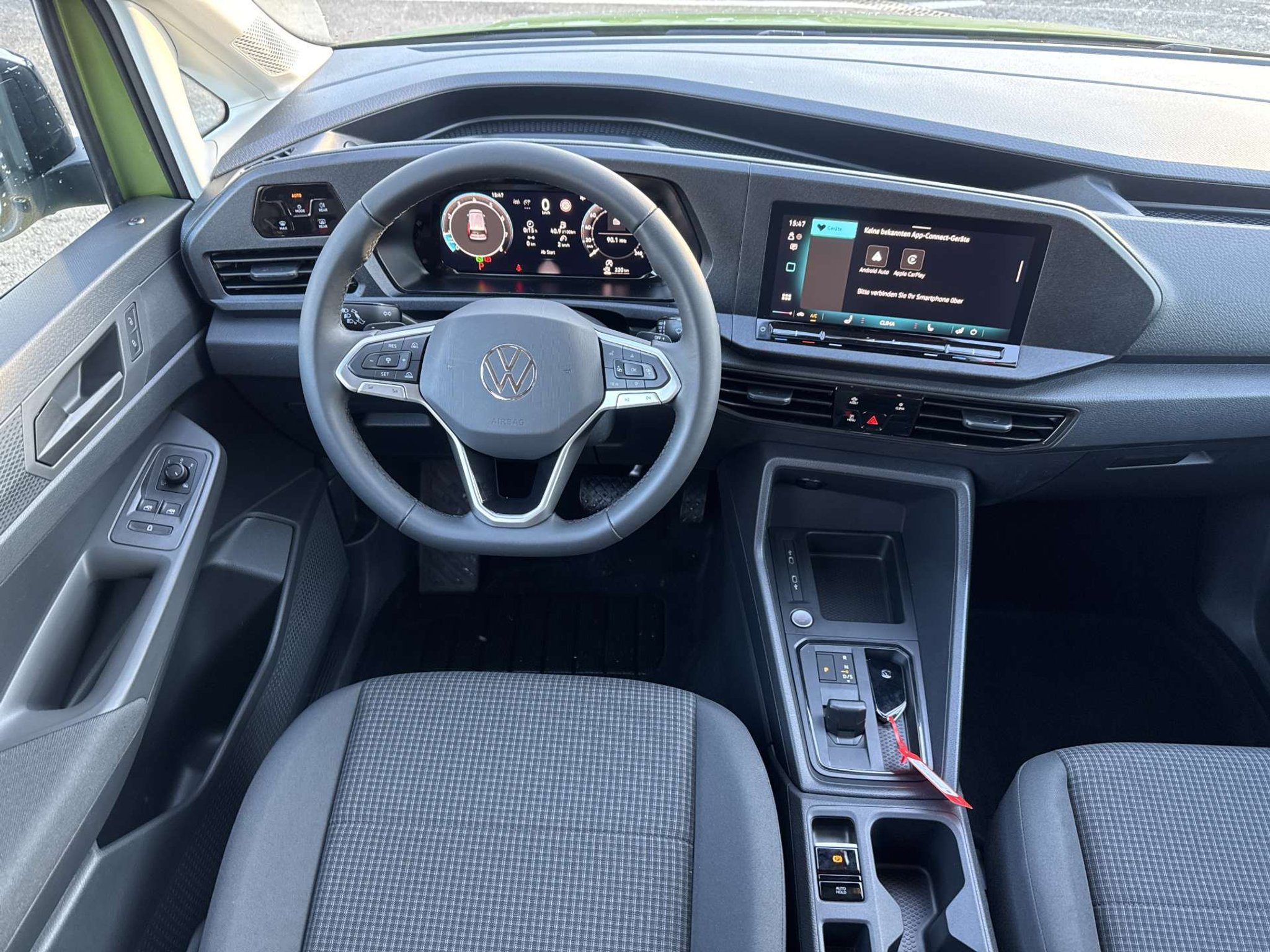 listing desktop thumbnail image 4