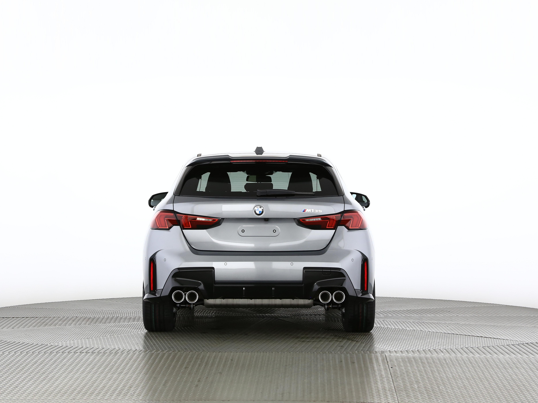 listing desktop thumbnail image 3