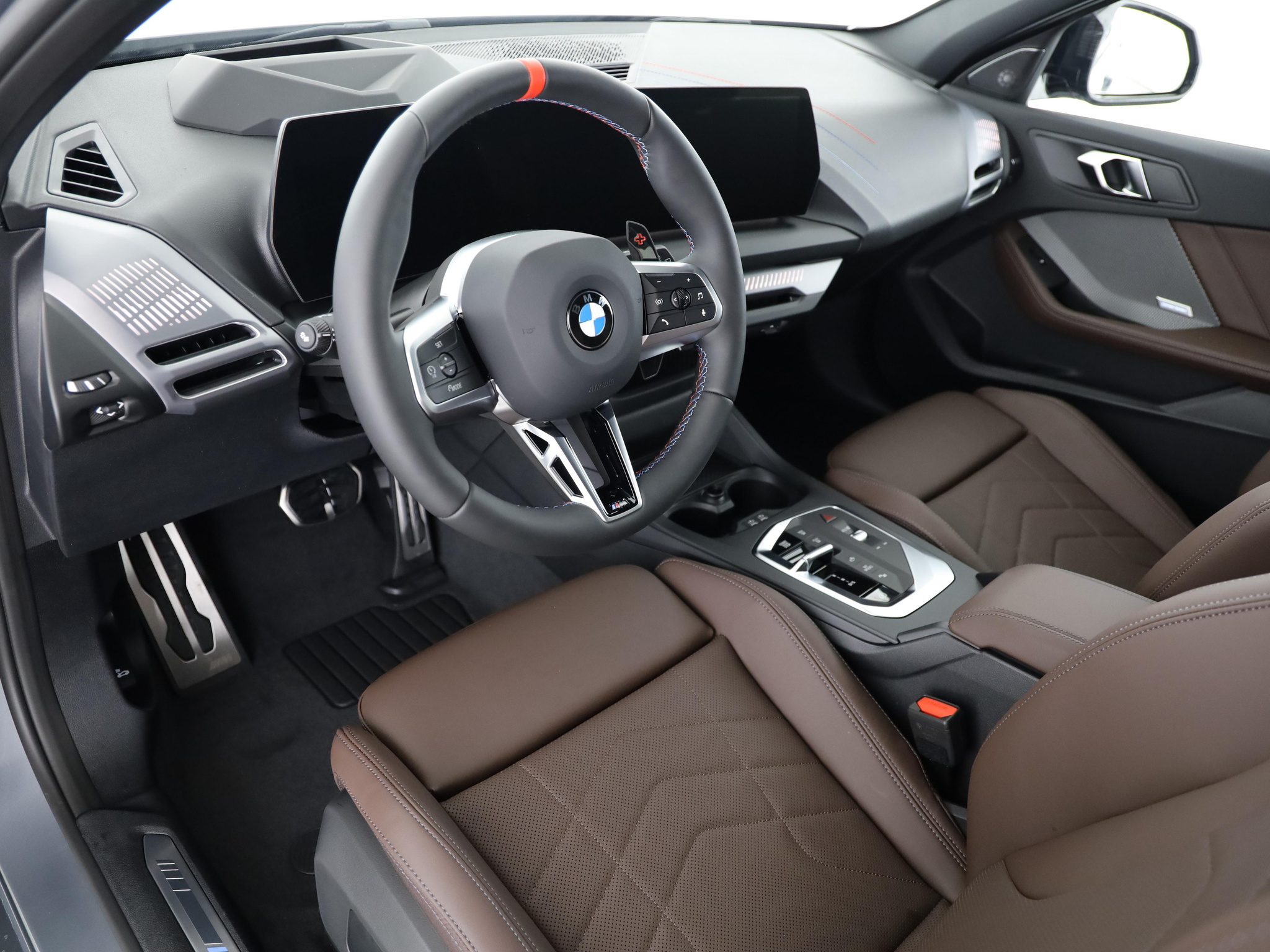 listing desktop thumbnail image 11