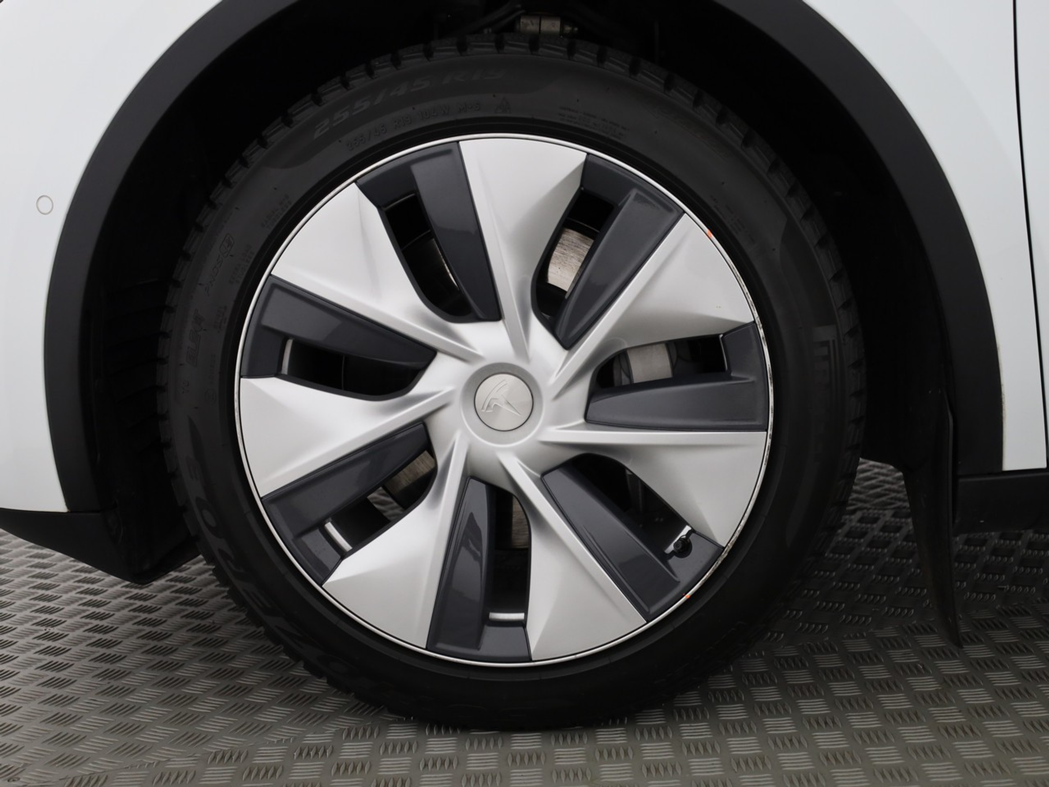 listing desktop thumbnail image 5