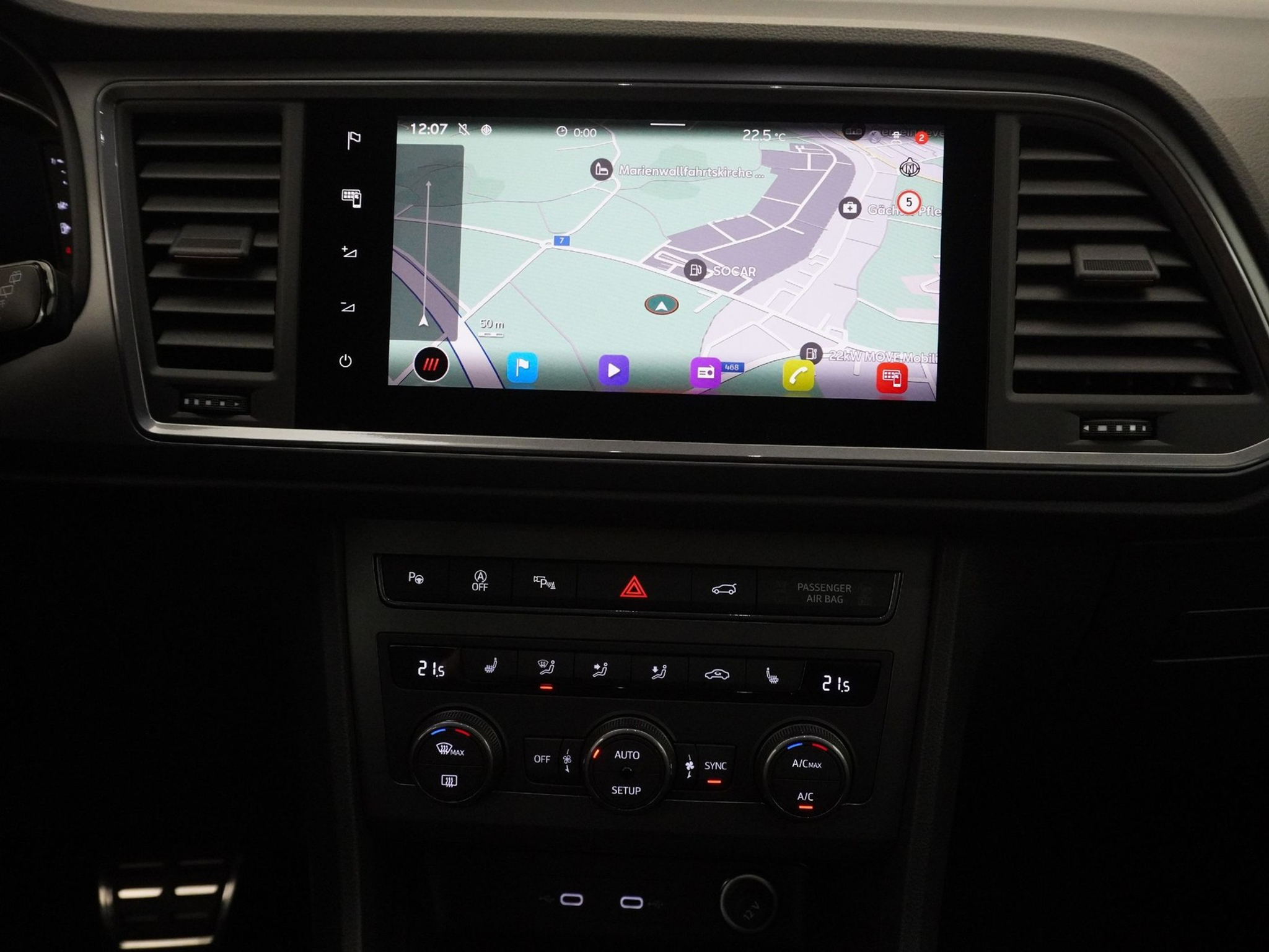 listing desktop thumbnail image 17