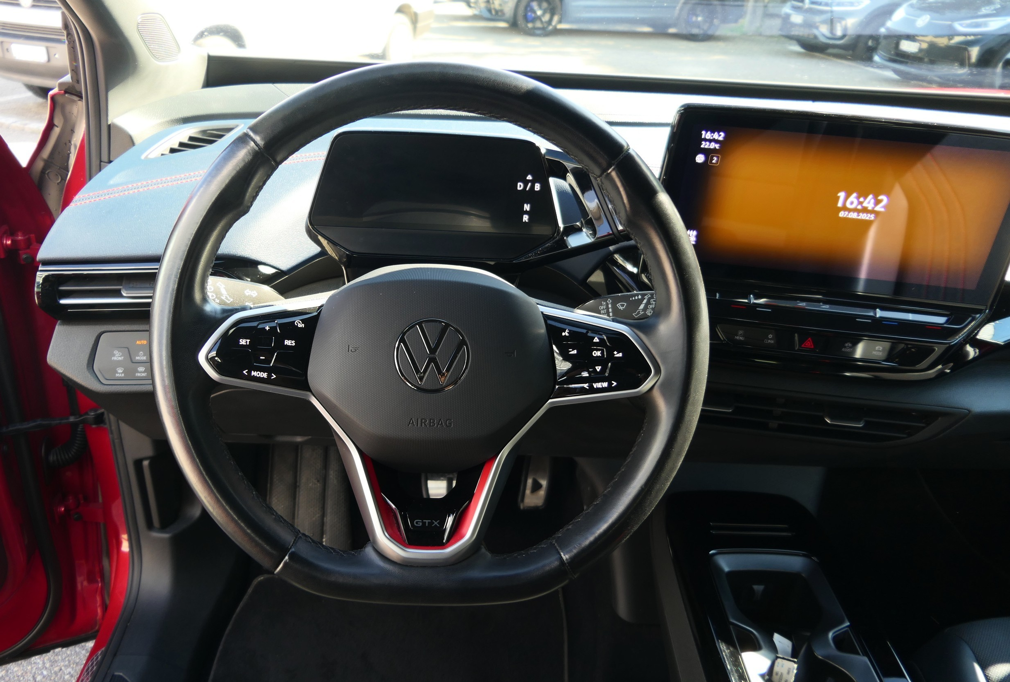 listing desktop thumbnail image 7