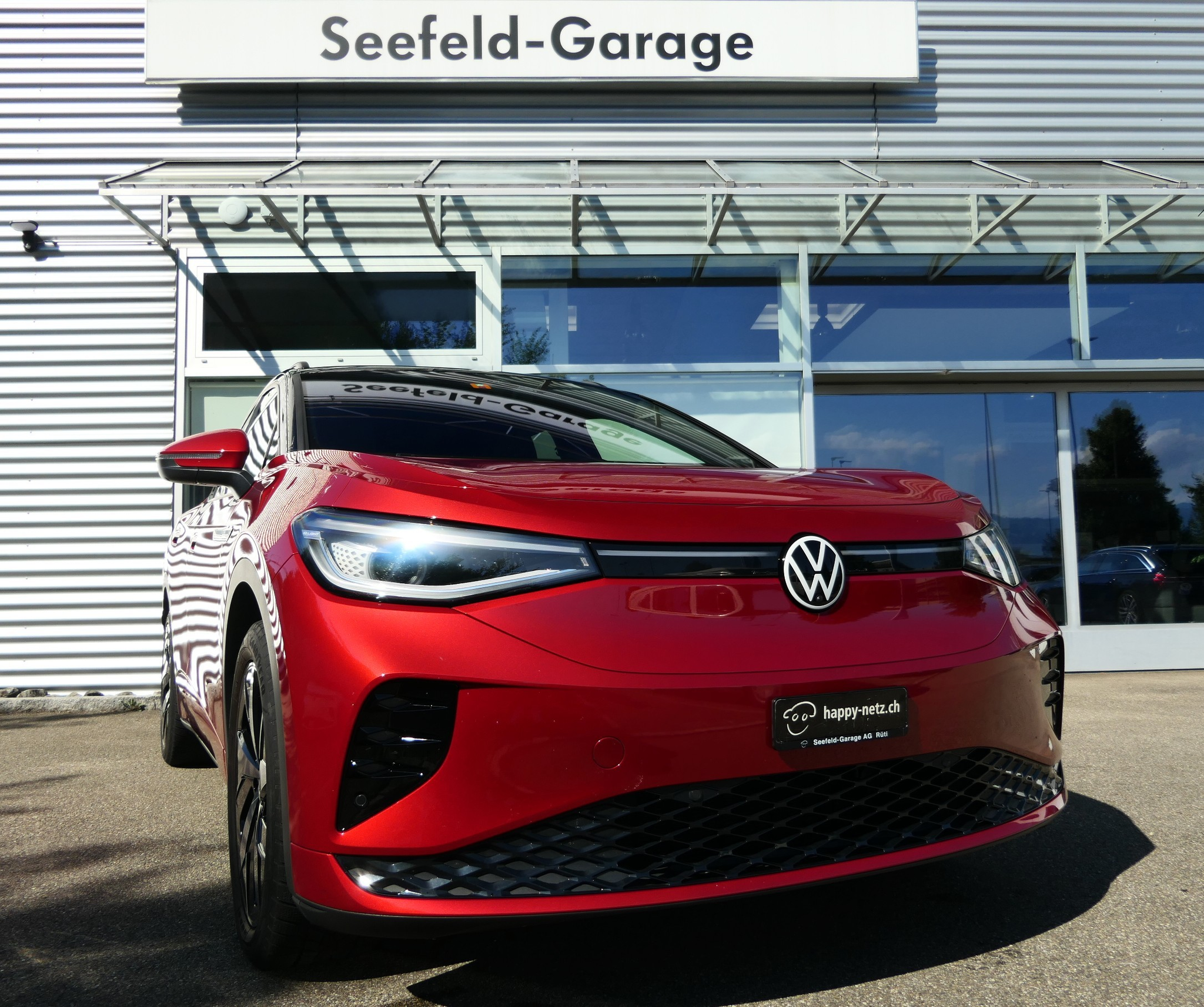 listing desktop thumbnail image 0