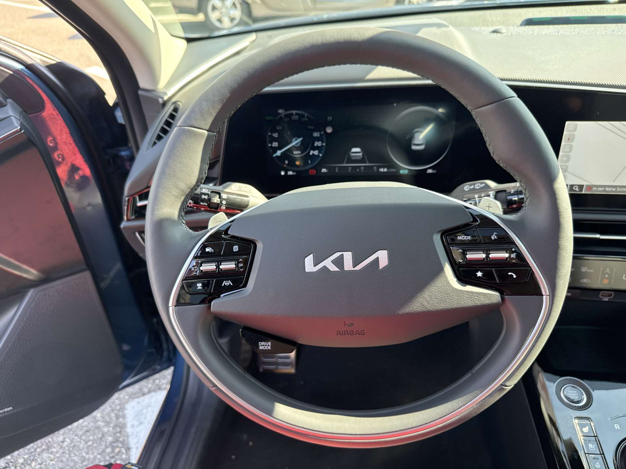 listing desktop thumbnail image 14