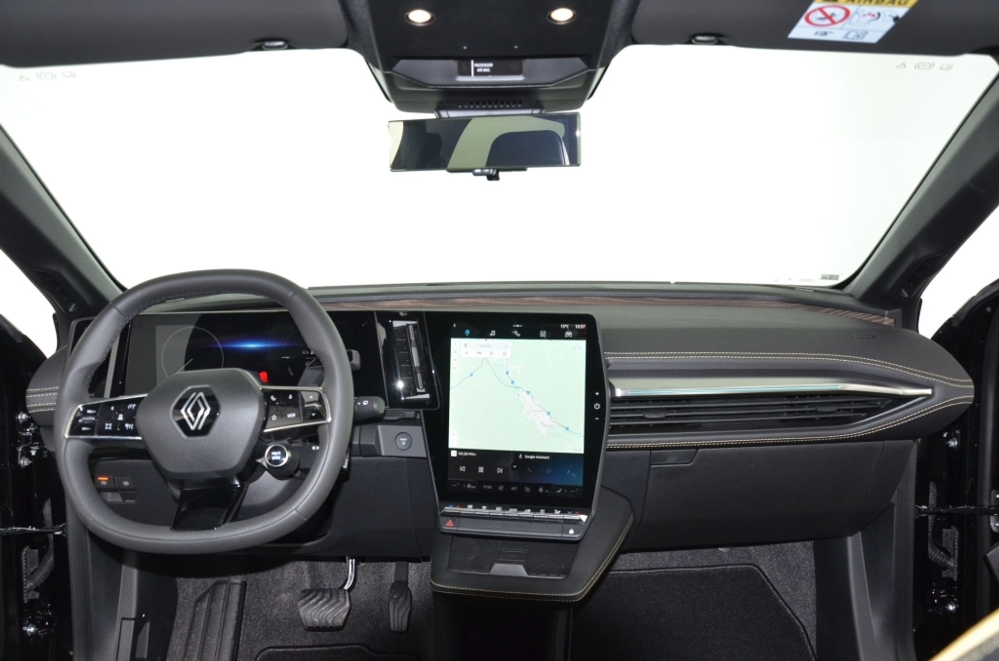 listing desktop thumbnail image 11