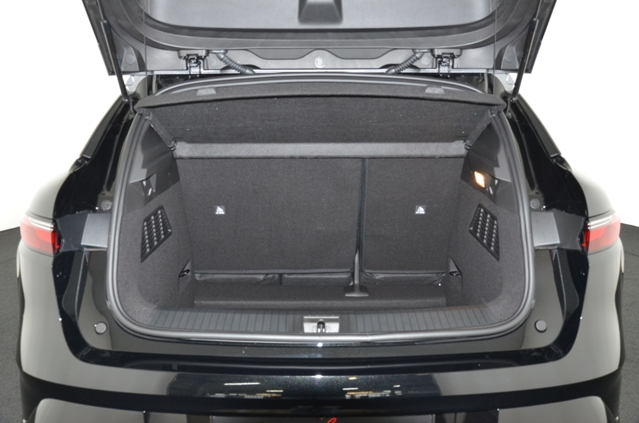 listing desktop thumbnail image 24