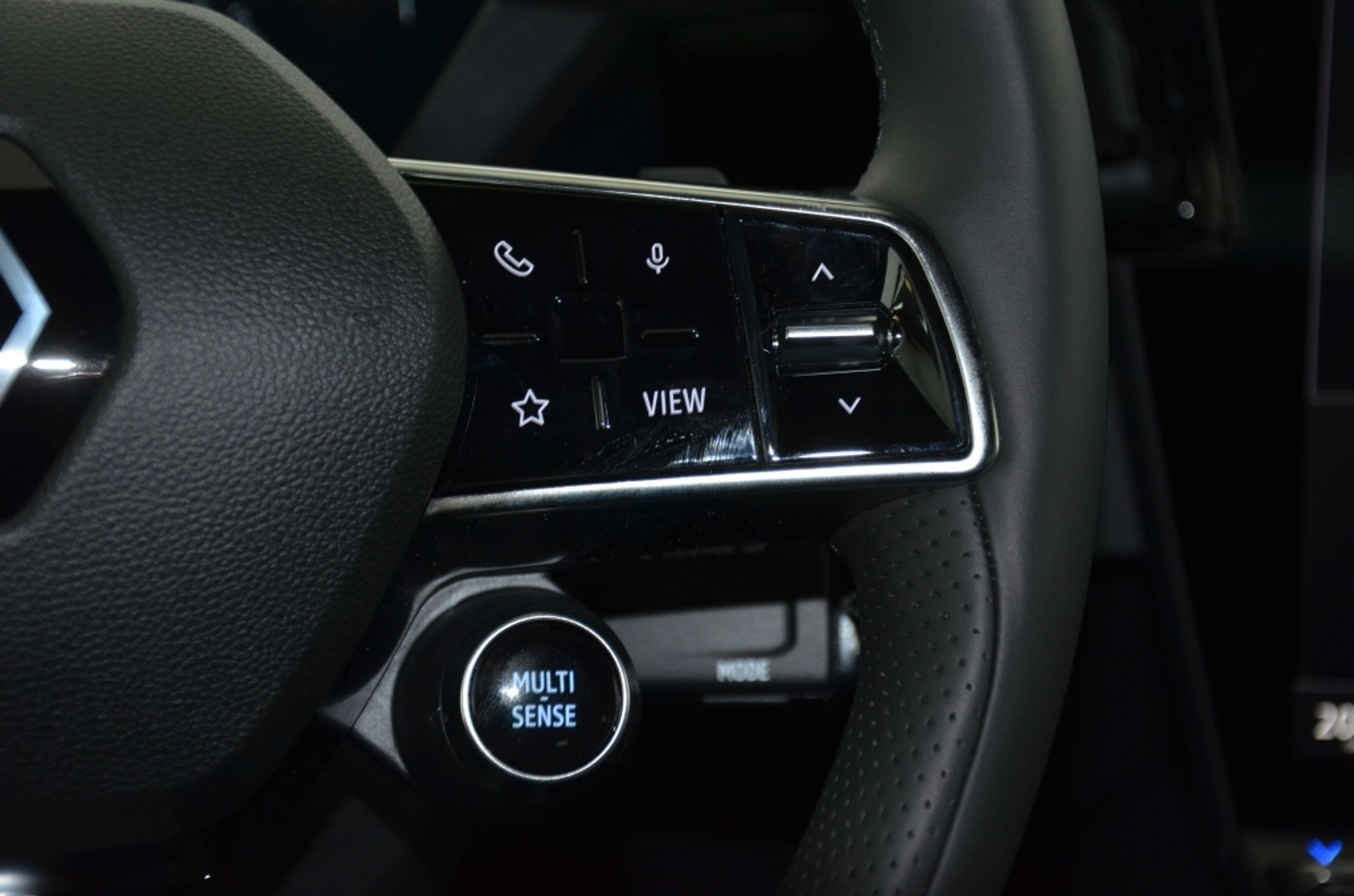 listing desktop thumbnail image 18