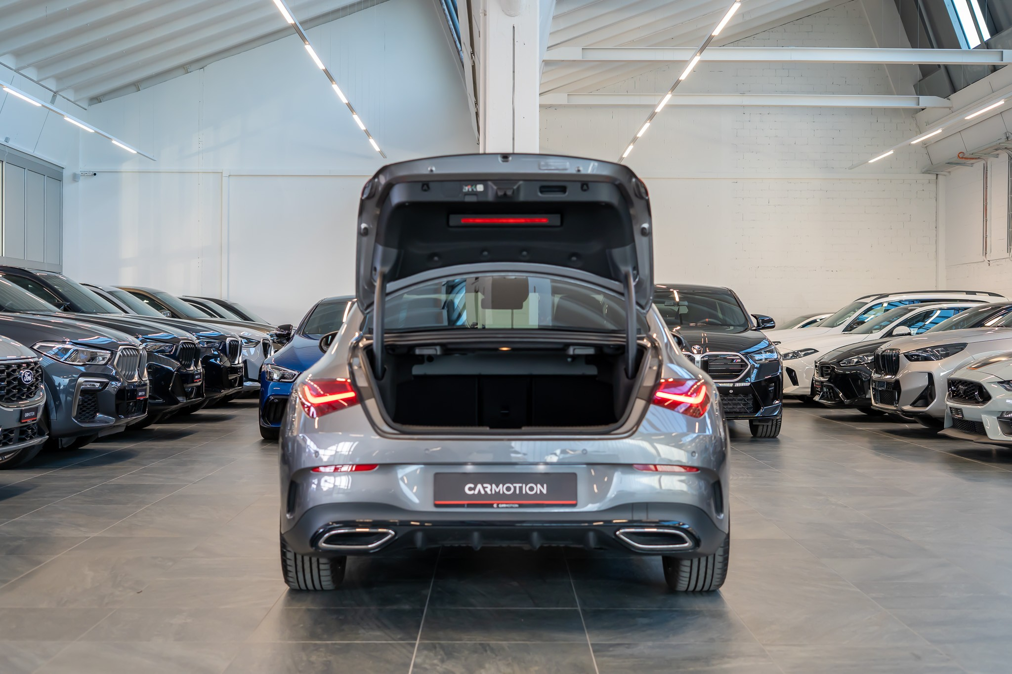 listing desktop thumbnail image 5