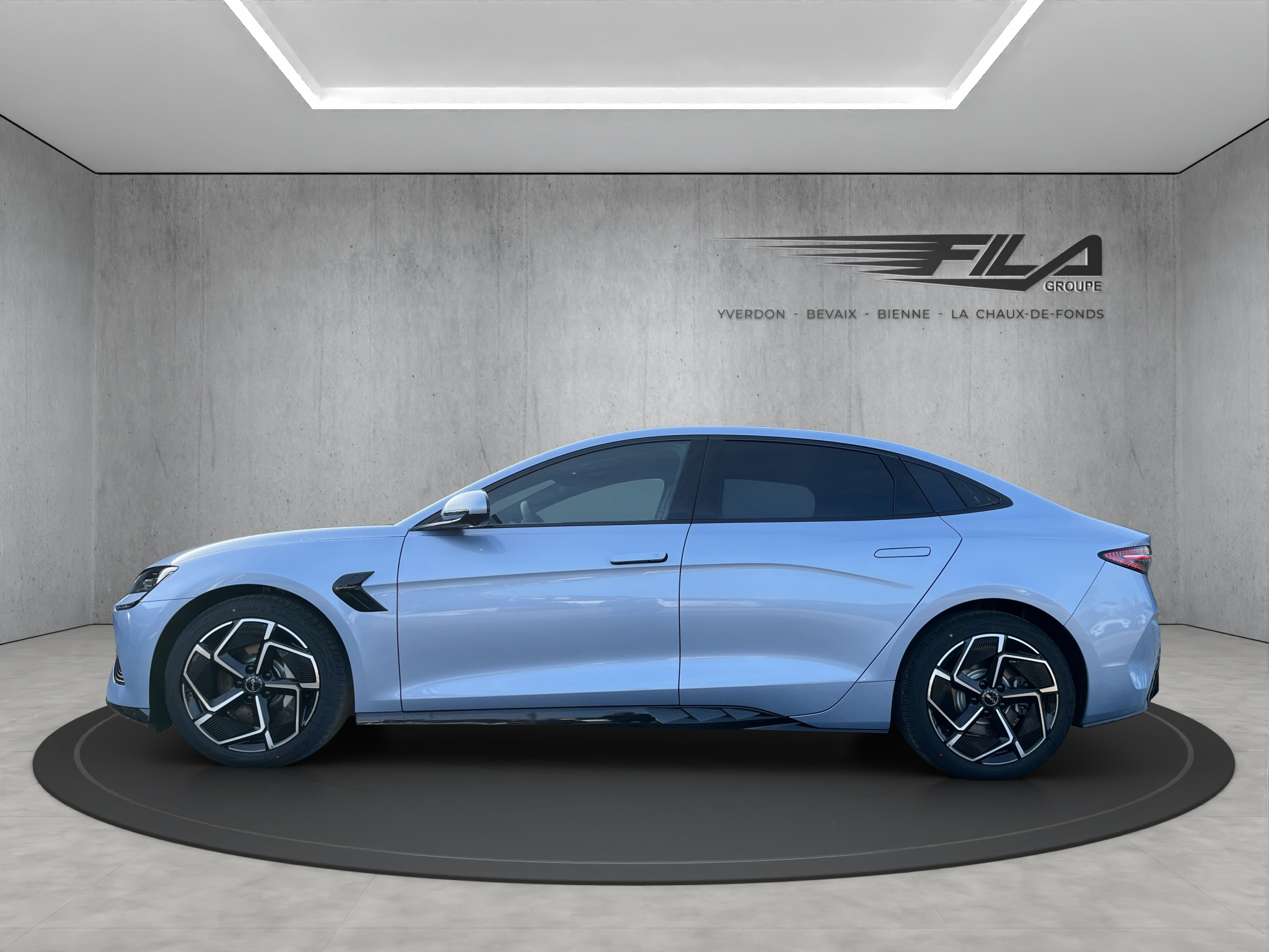 listing desktop thumbnail image 3