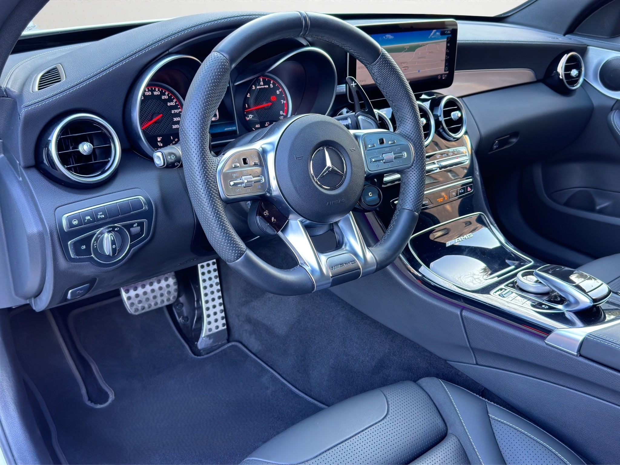 listing desktop thumbnail image 11