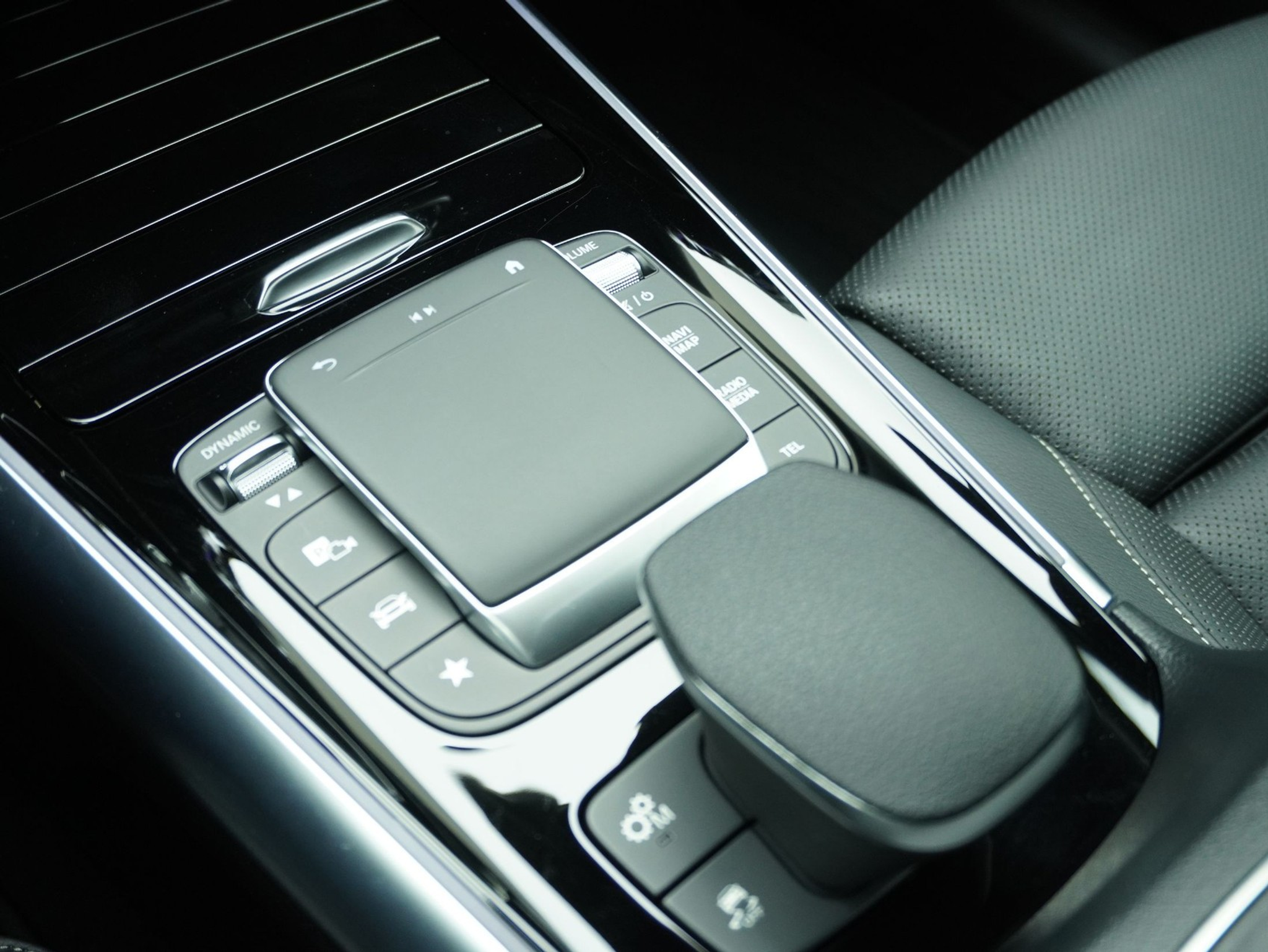 listing desktop thumbnail image 15