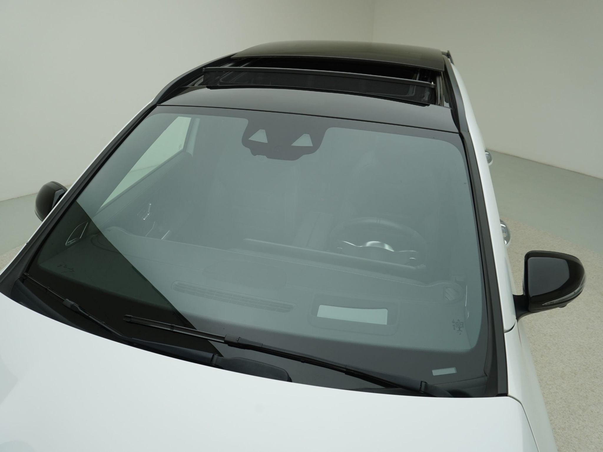 listing desktop thumbnail image 6