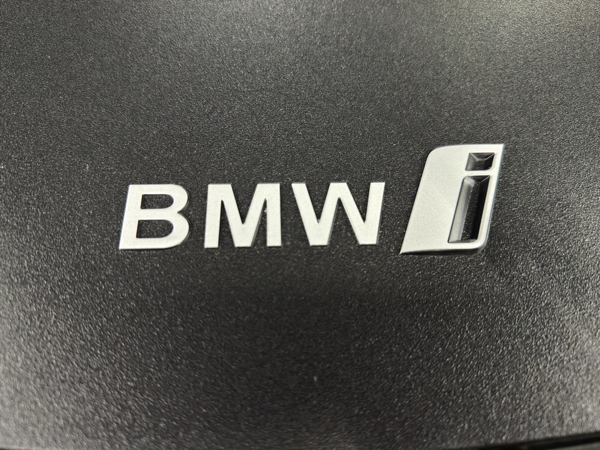 listing desktop thumbnail image 21