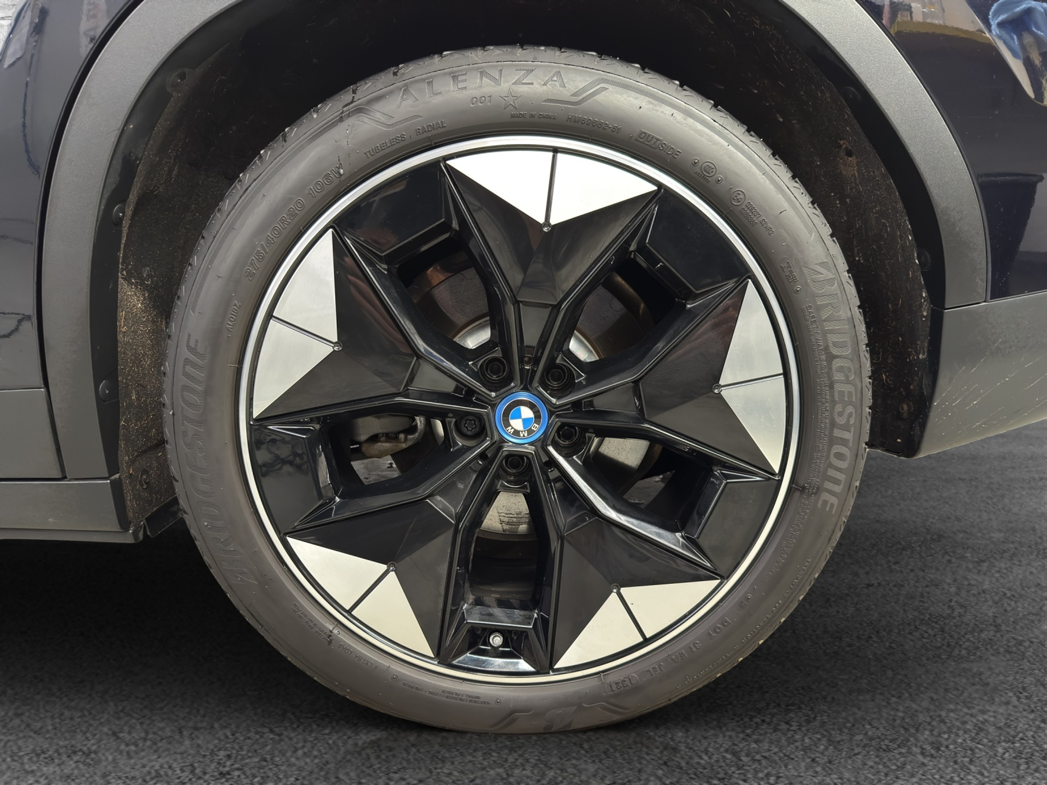 listing desktop thumbnail image 9