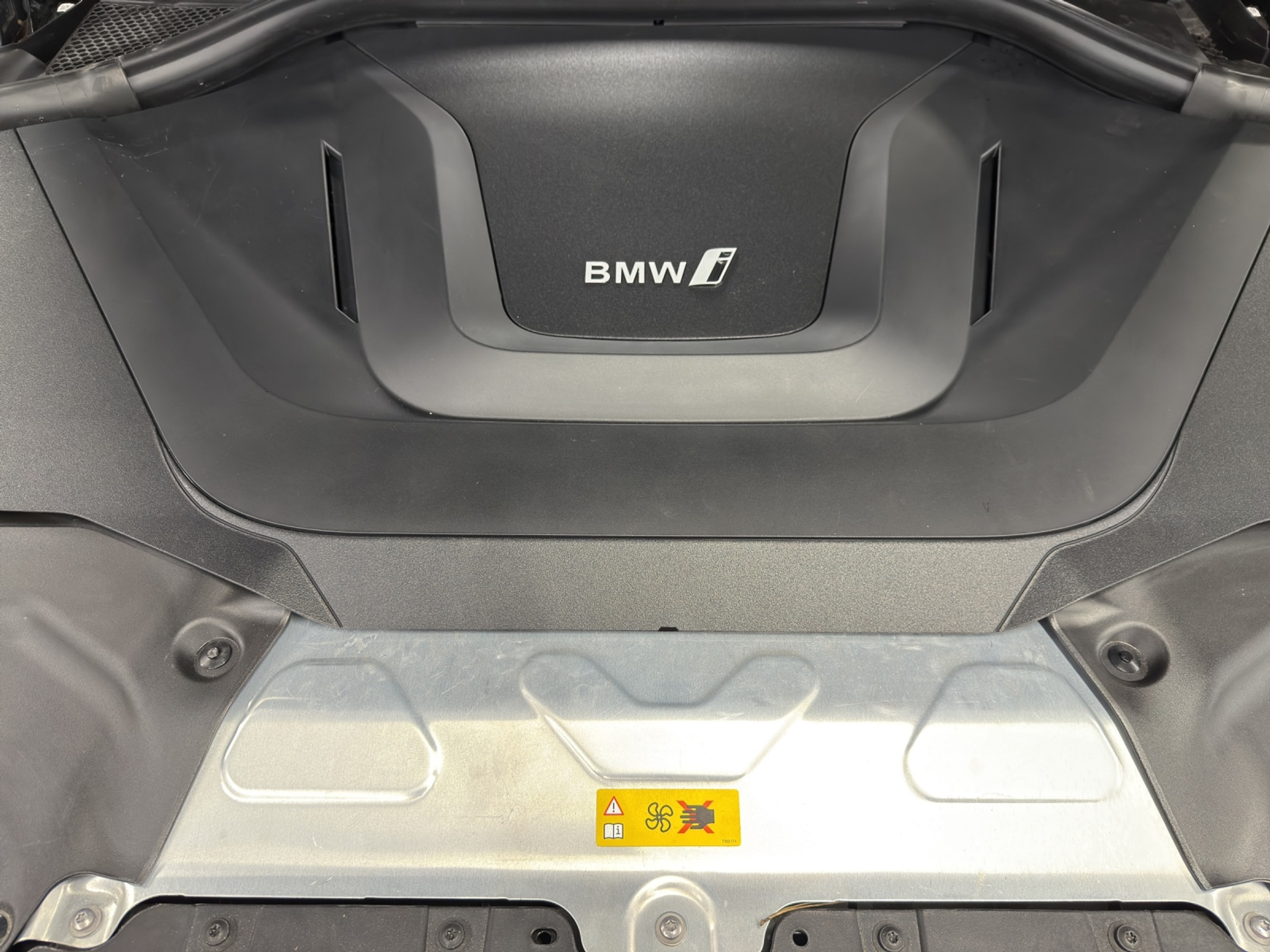 listing desktop thumbnail image 23