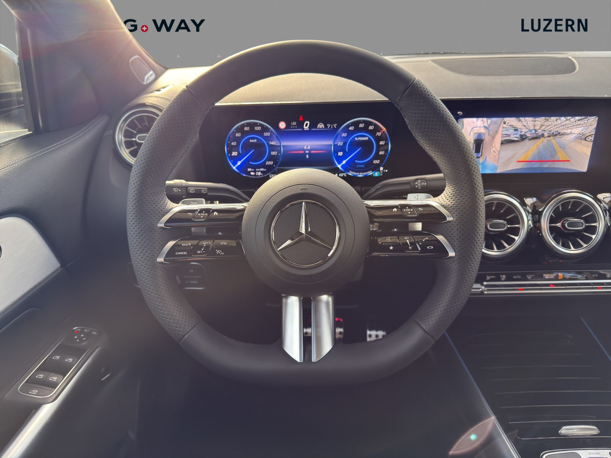 listing desktop thumbnail image 11