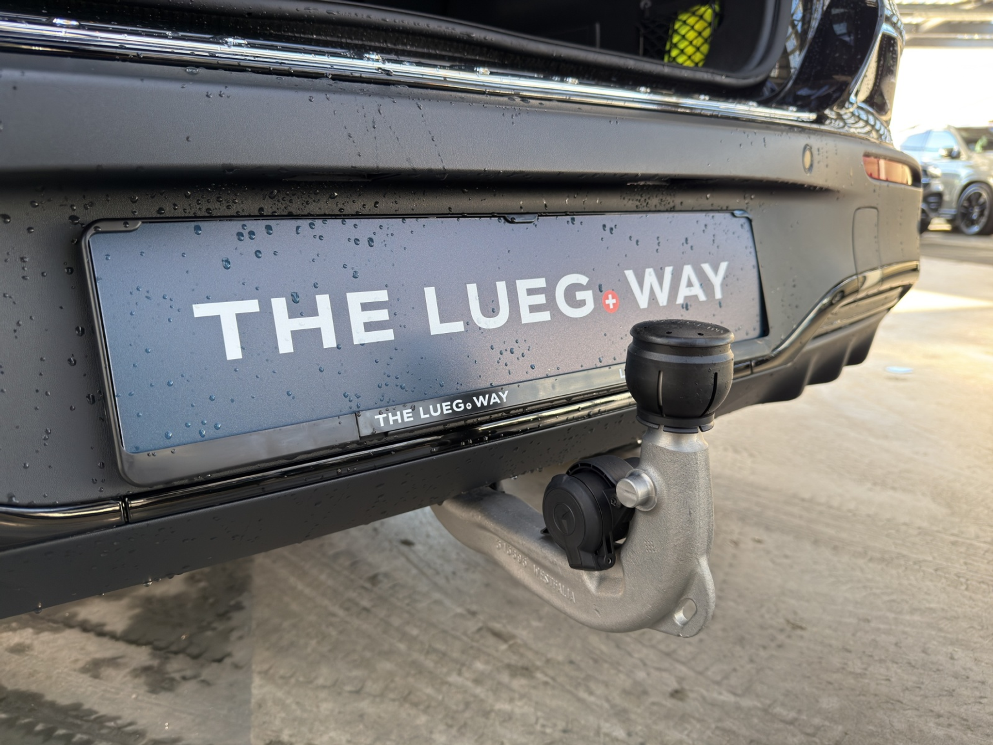 listing desktop thumbnail image 18