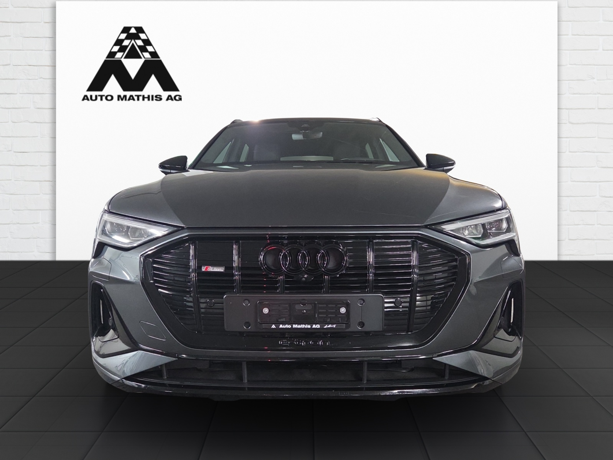 listing desktop thumbnail image 1