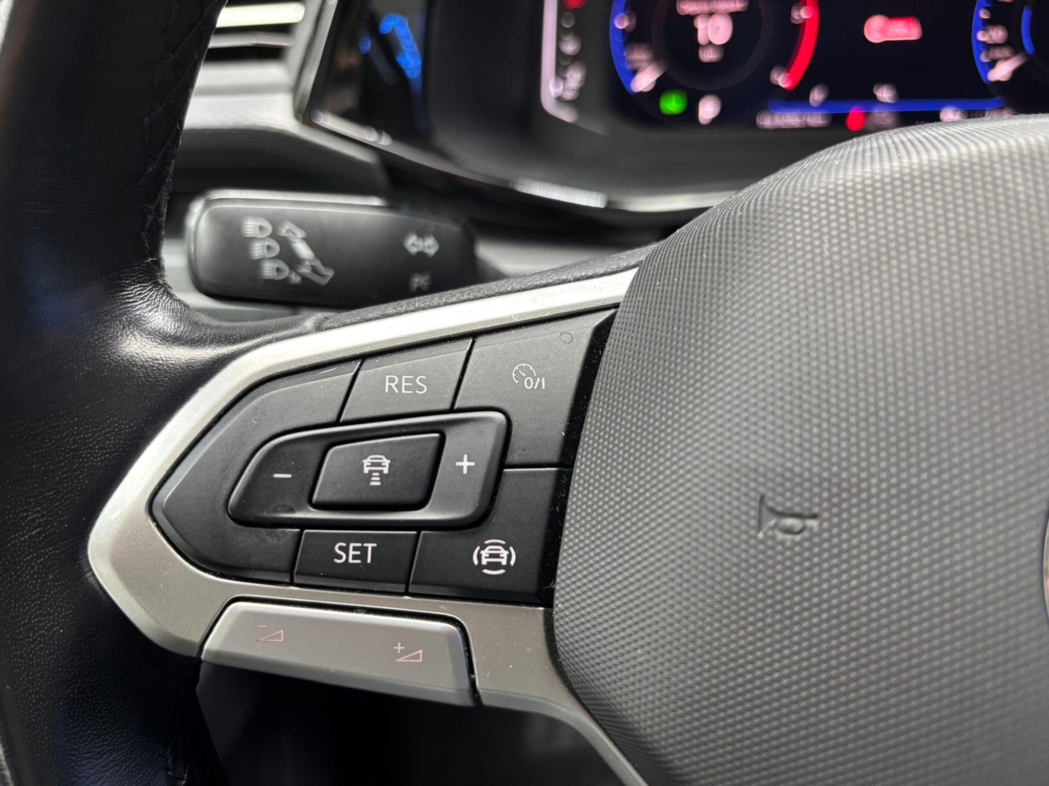 listing desktop thumbnail image 22