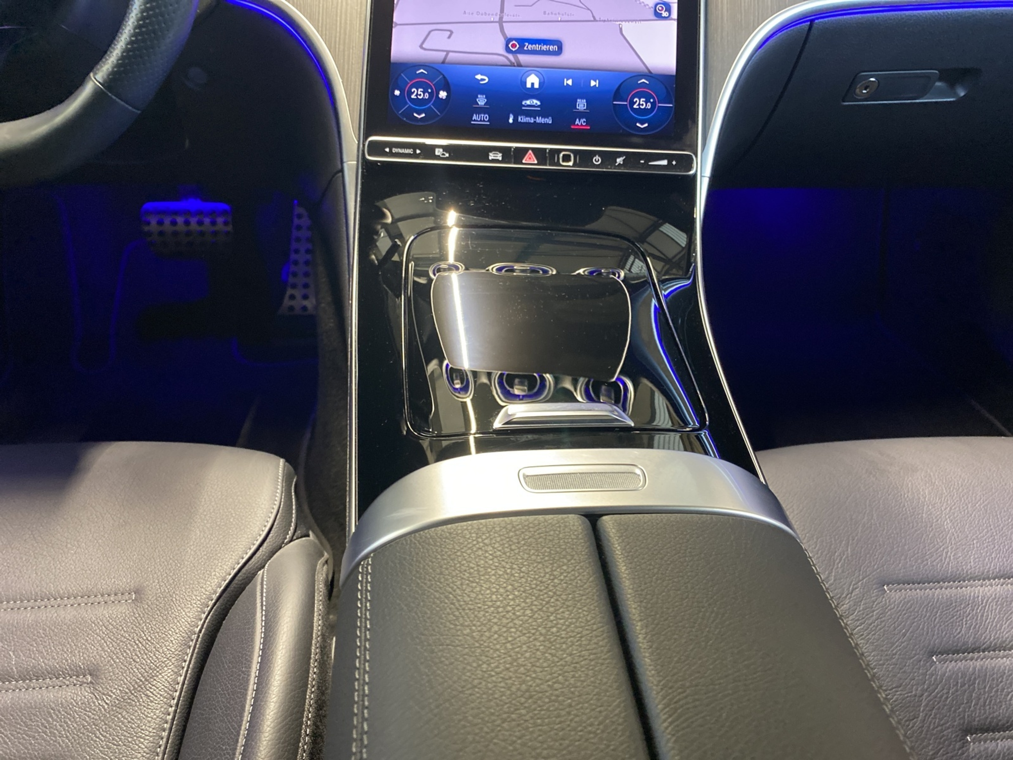 listing desktop thumbnail image 9