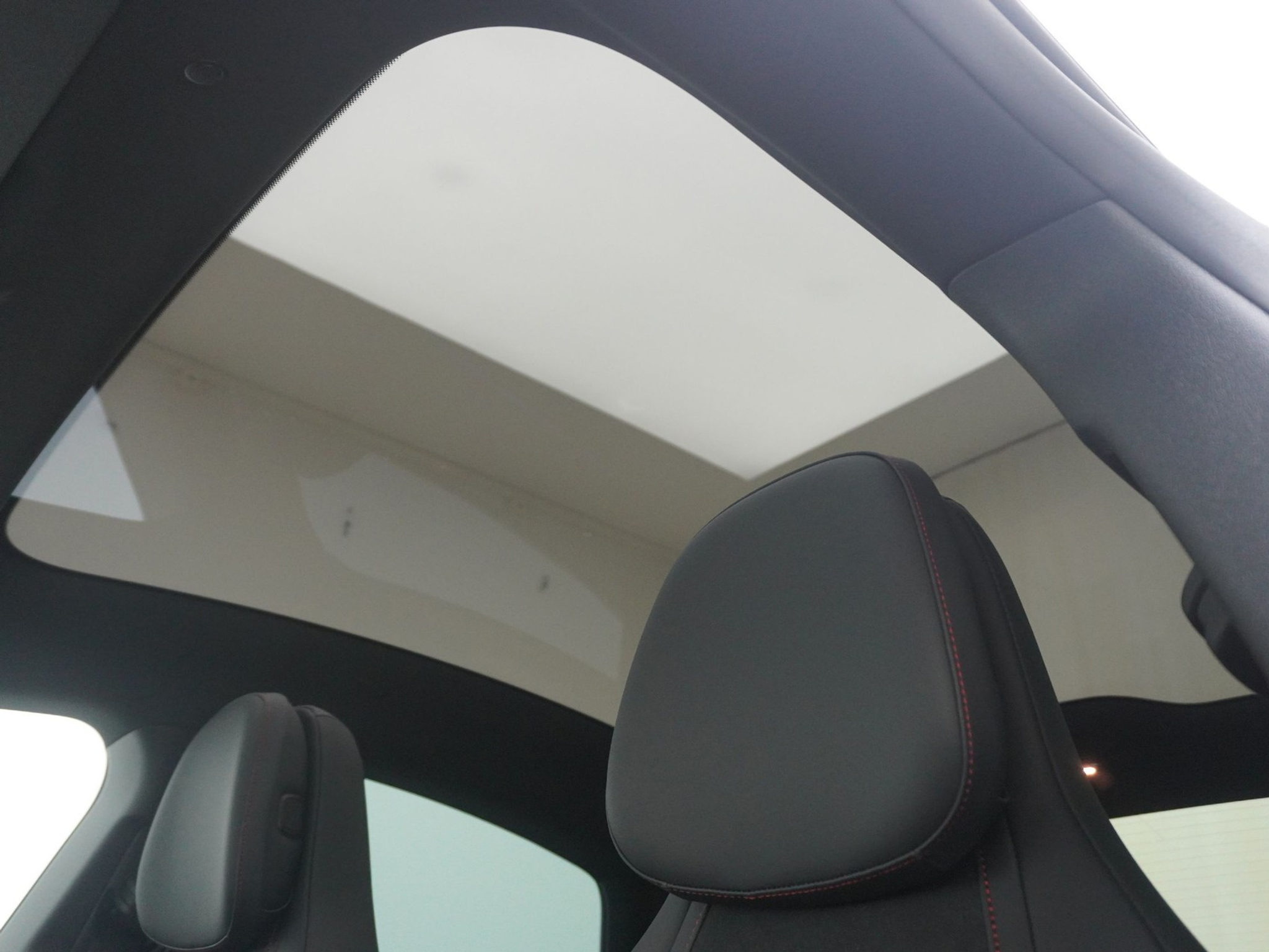 listing desktop thumbnail image 17