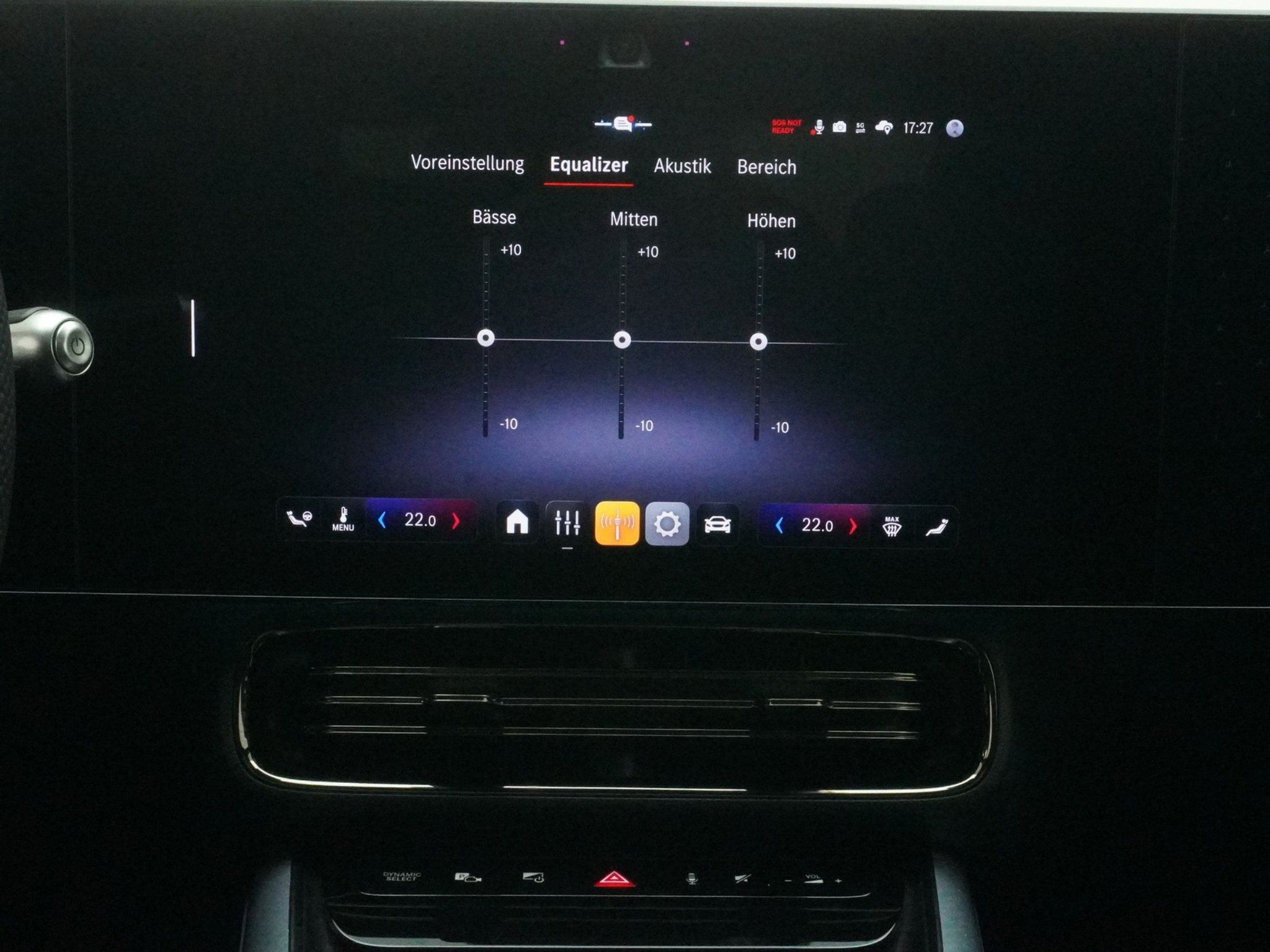 listing desktop thumbnail image 12