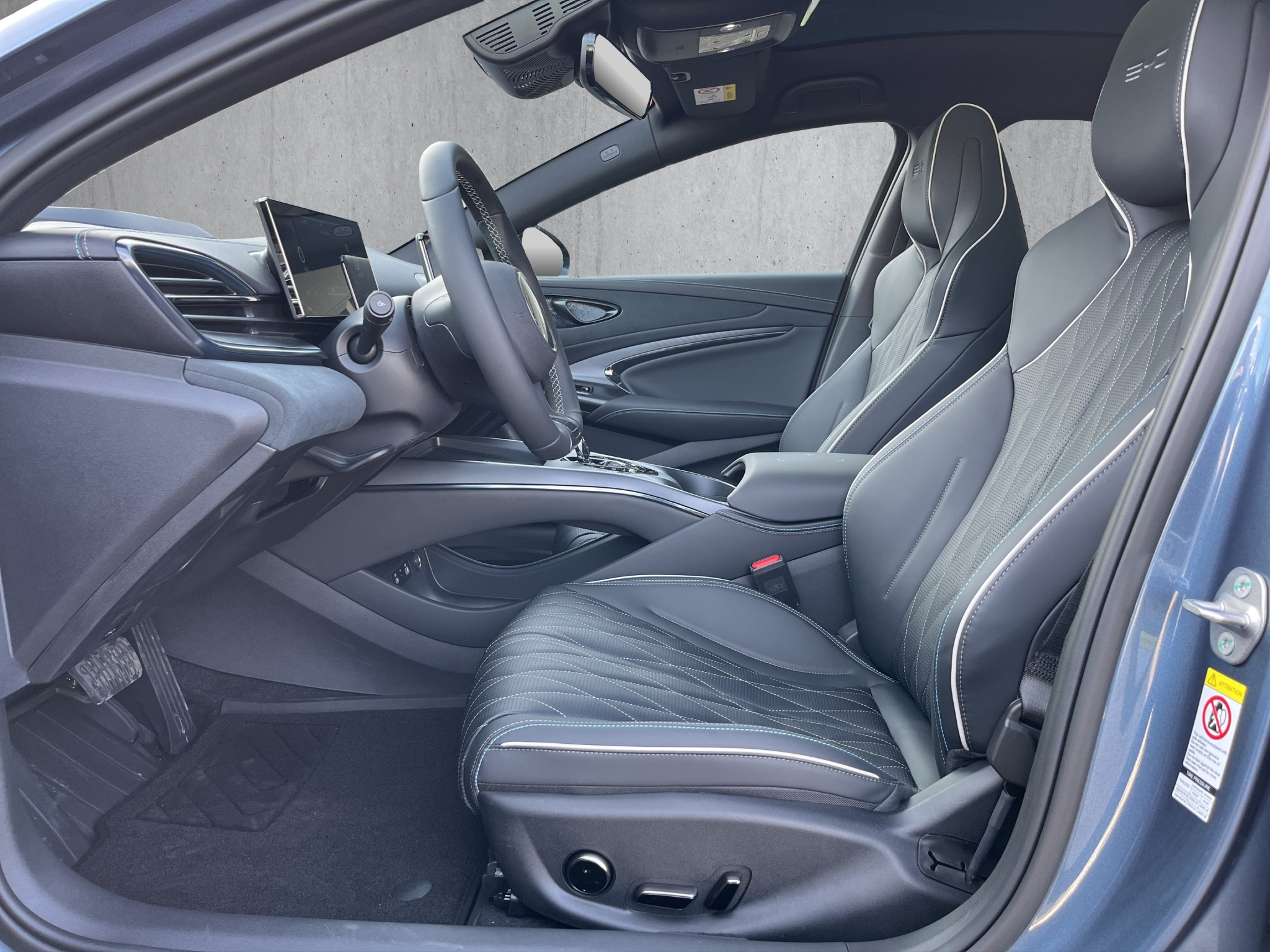 listing desktop thumbnail image 7