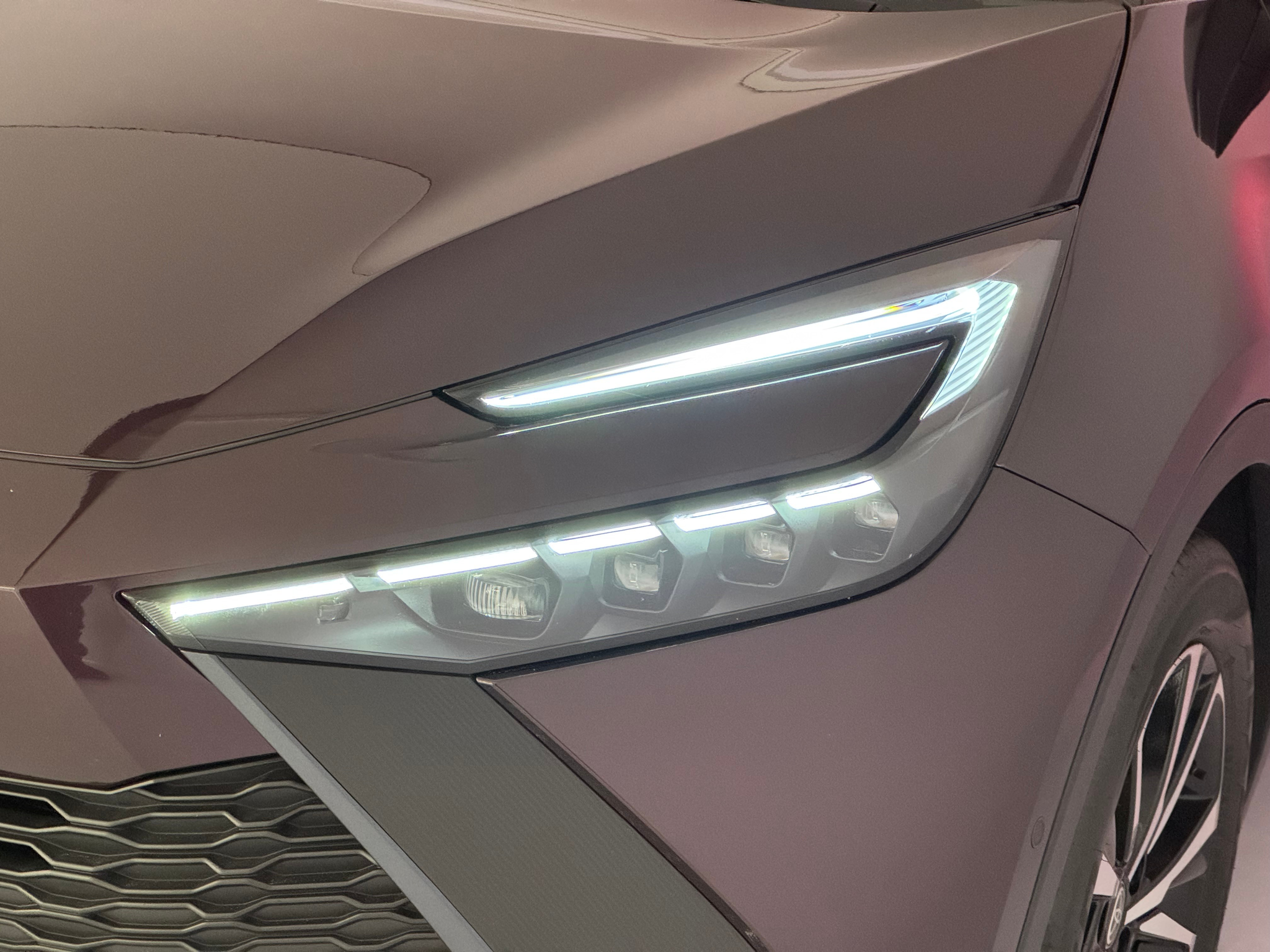 listing desktop thumbnail image 17