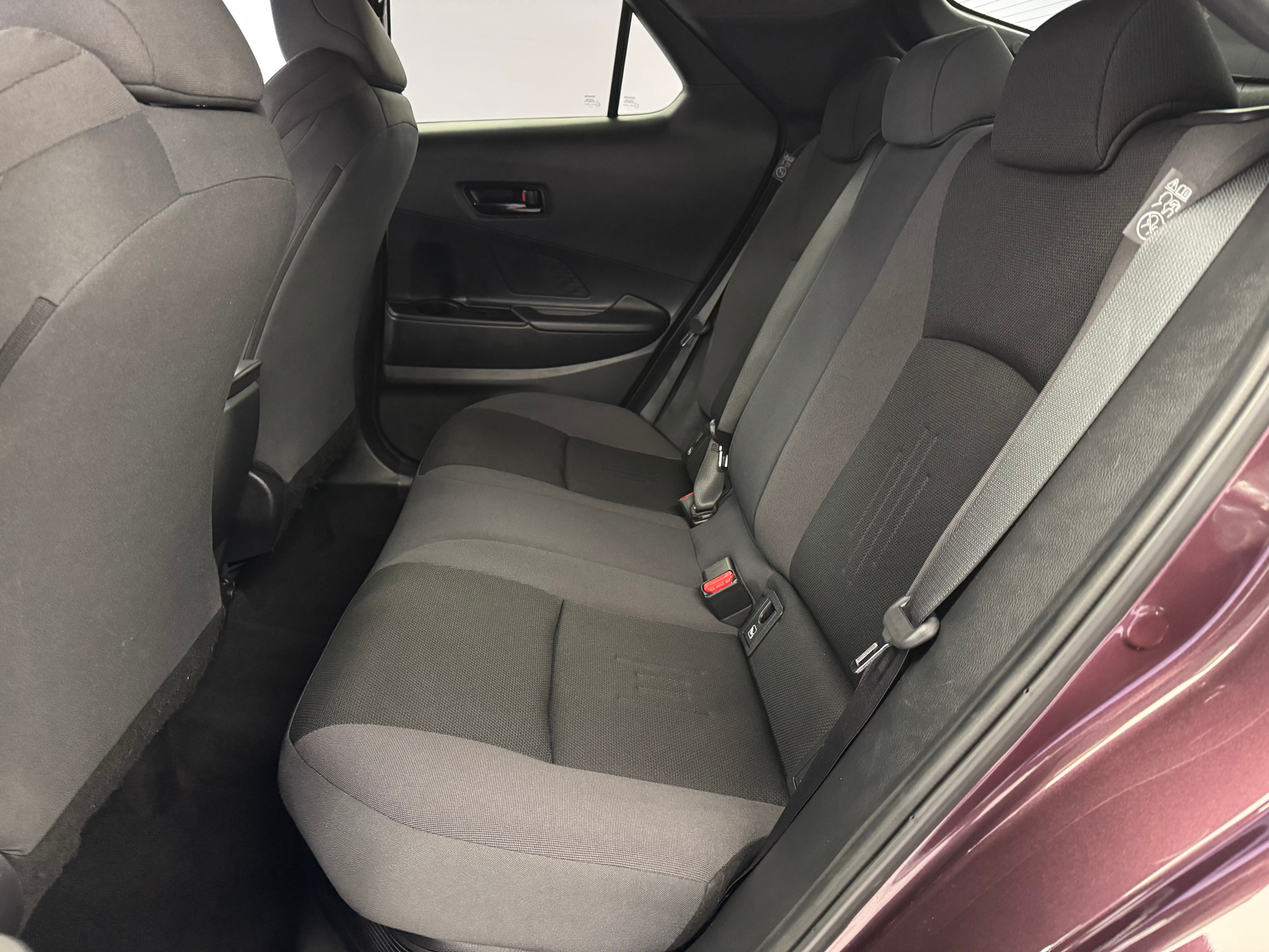 listing desktop thumbnail image 9