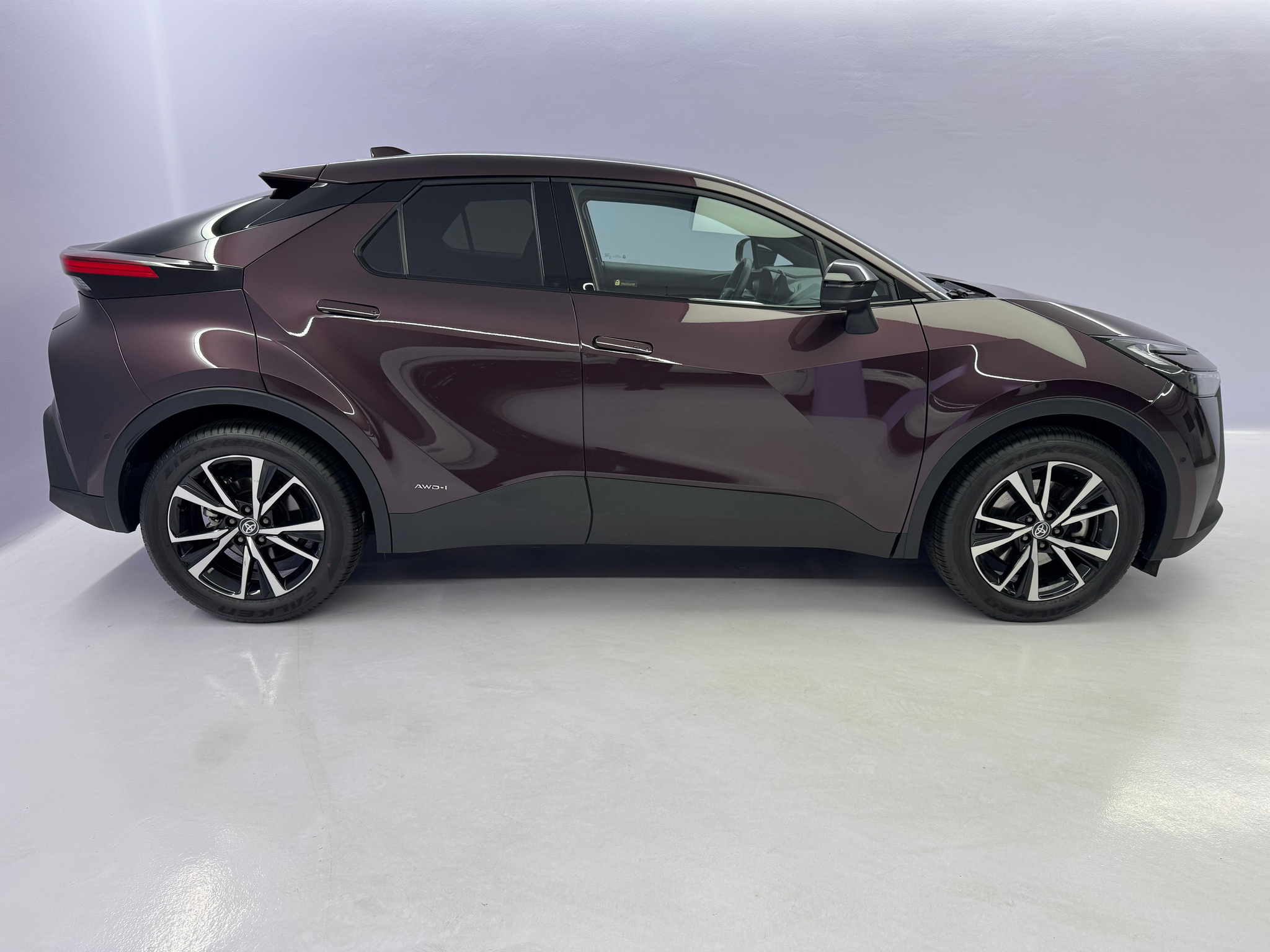 listing desktop thumbnail image 2