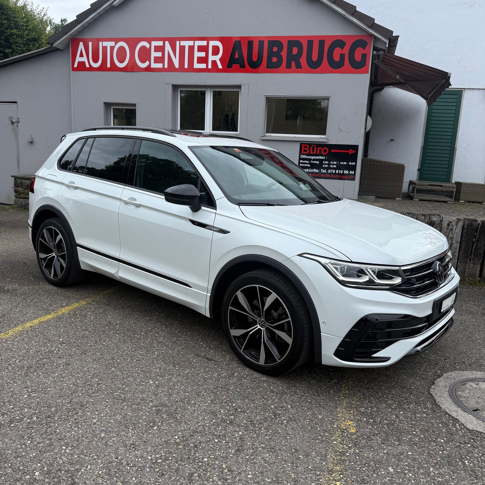 car-image-0