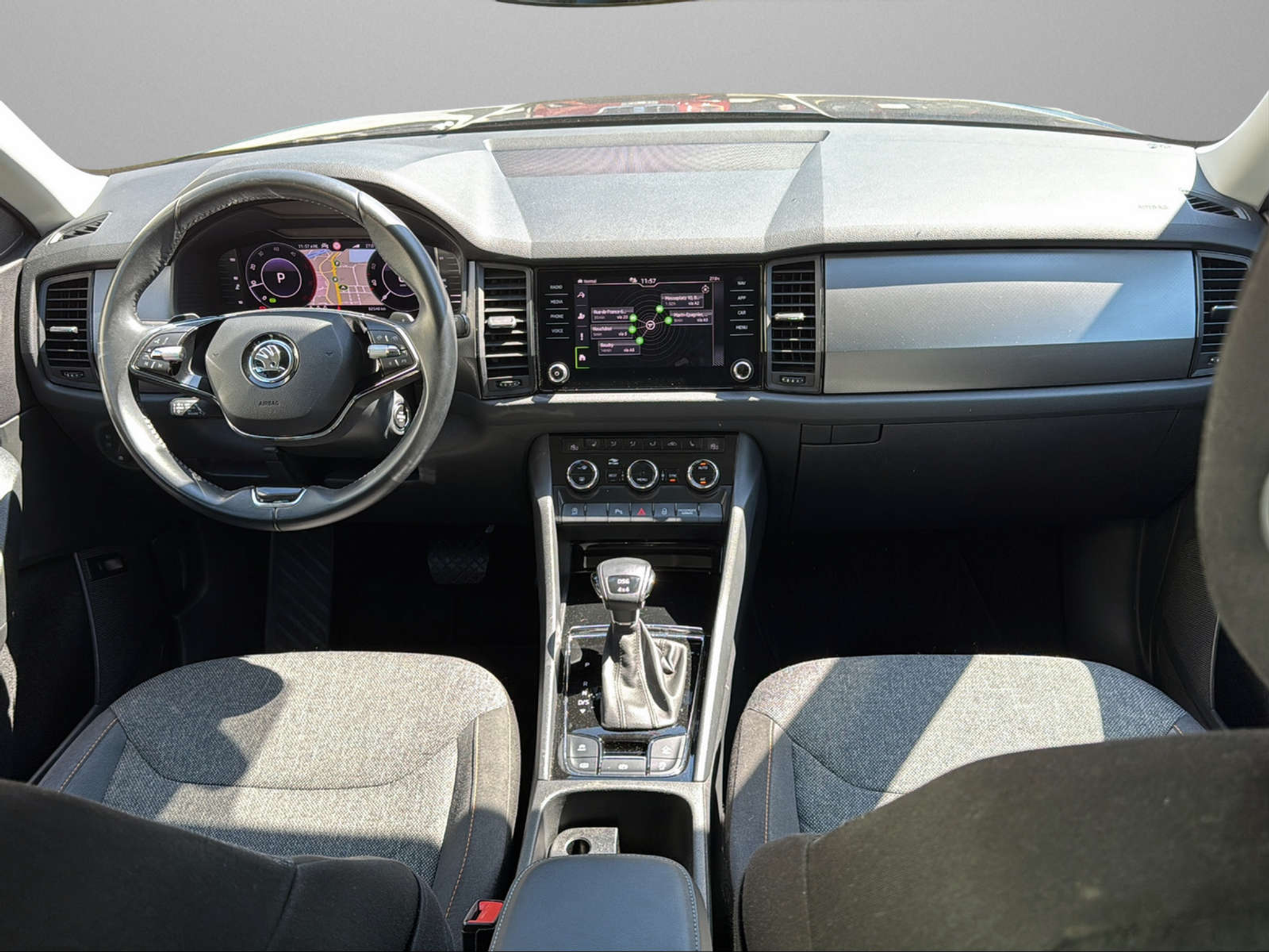 listing desktop thumbnail image 9