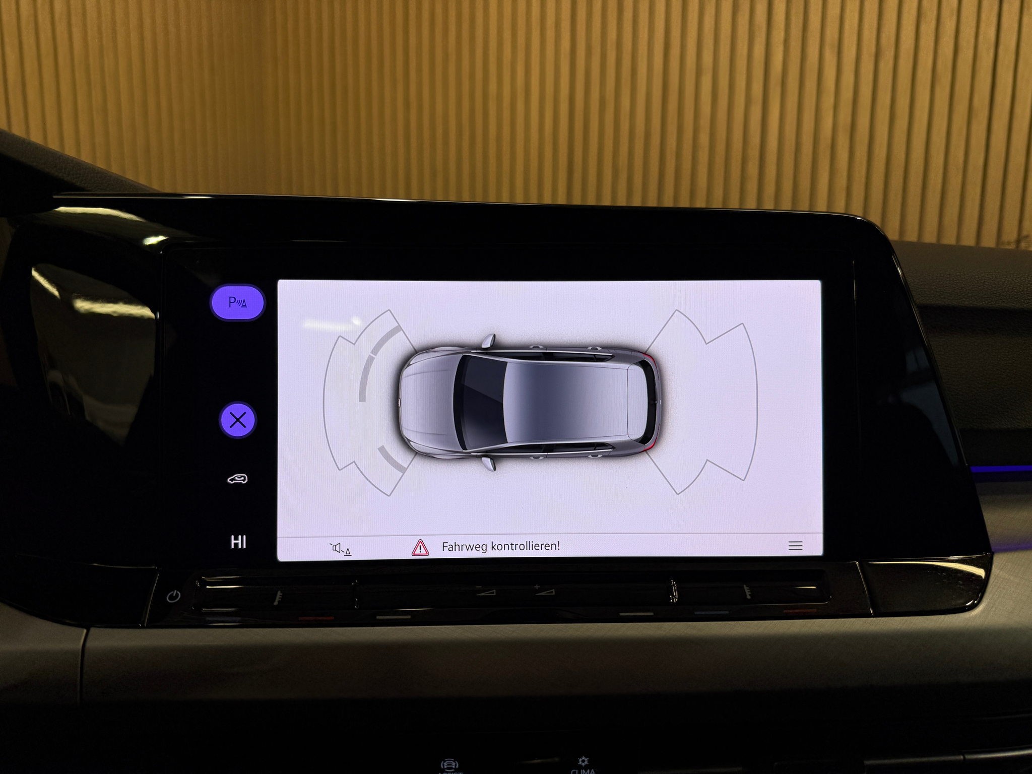 listing desktop thumbnail image 16