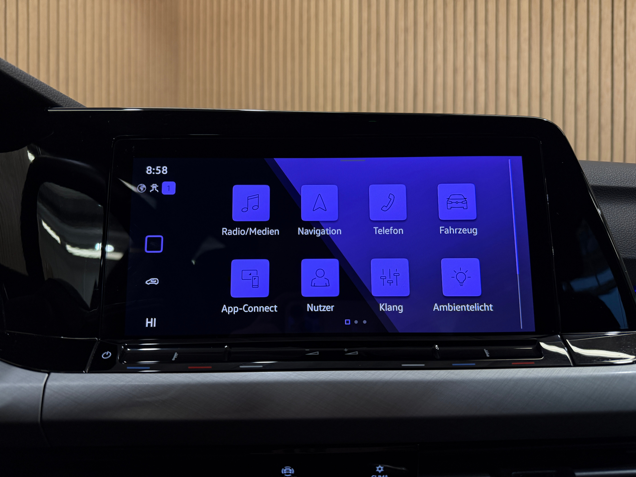 listing desktop thumbnail image 11