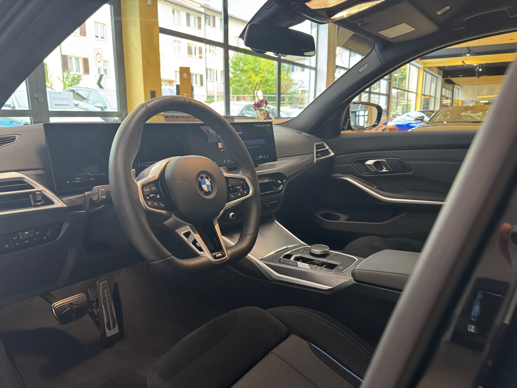 listing desktop thumbnail image 13