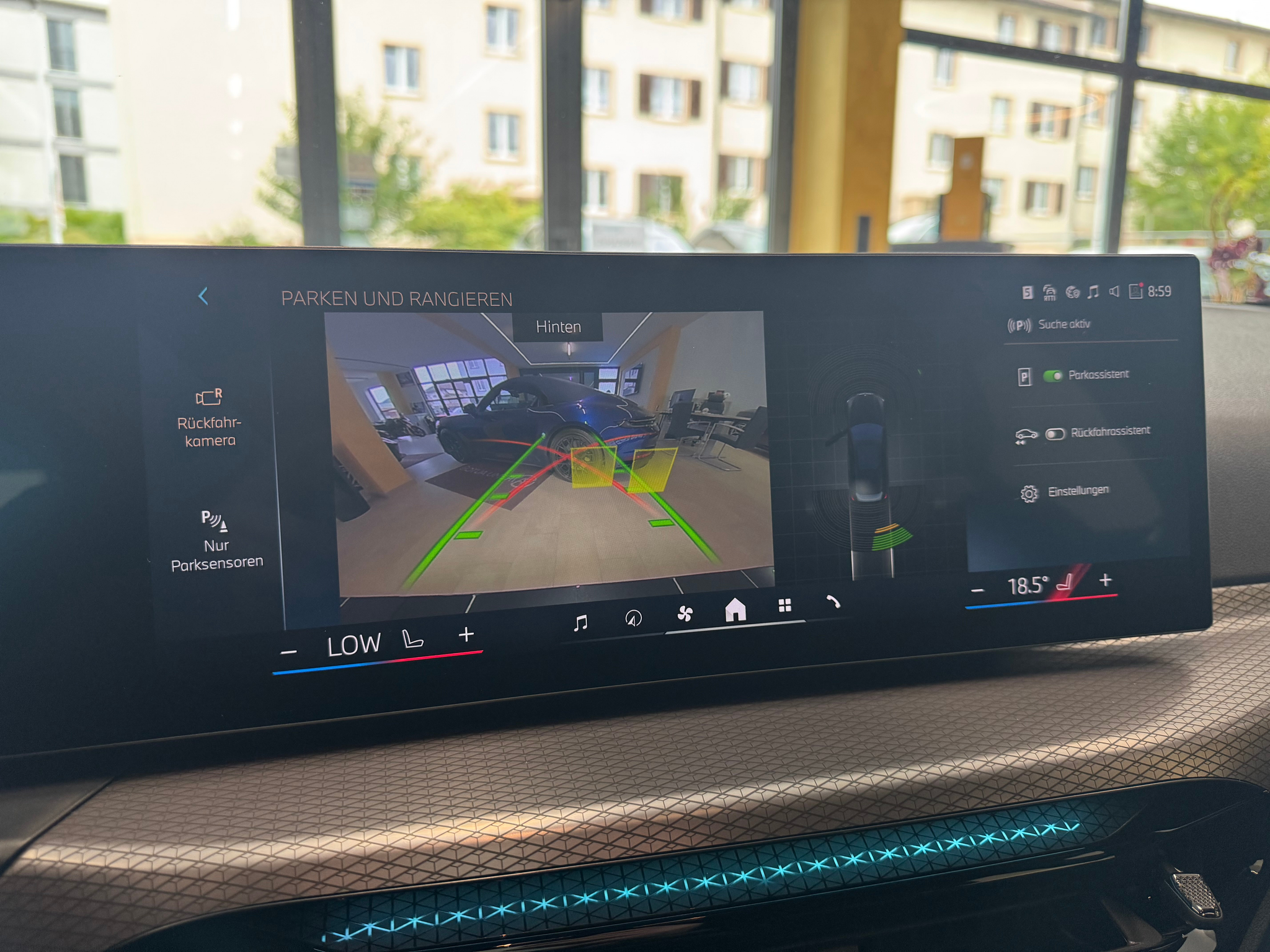 listing desktop thumbnail image 25