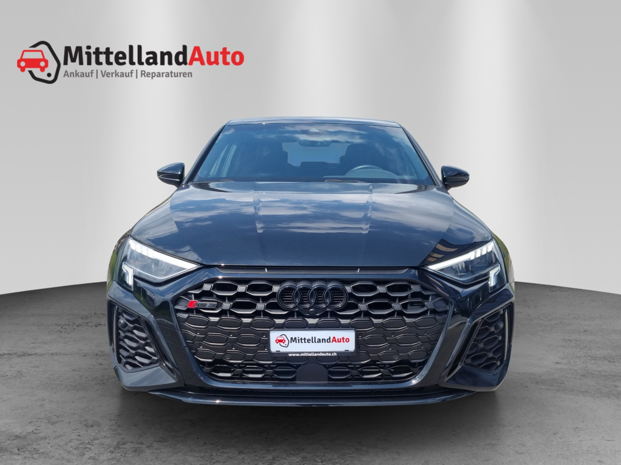 listing desktop thumbnail image 1