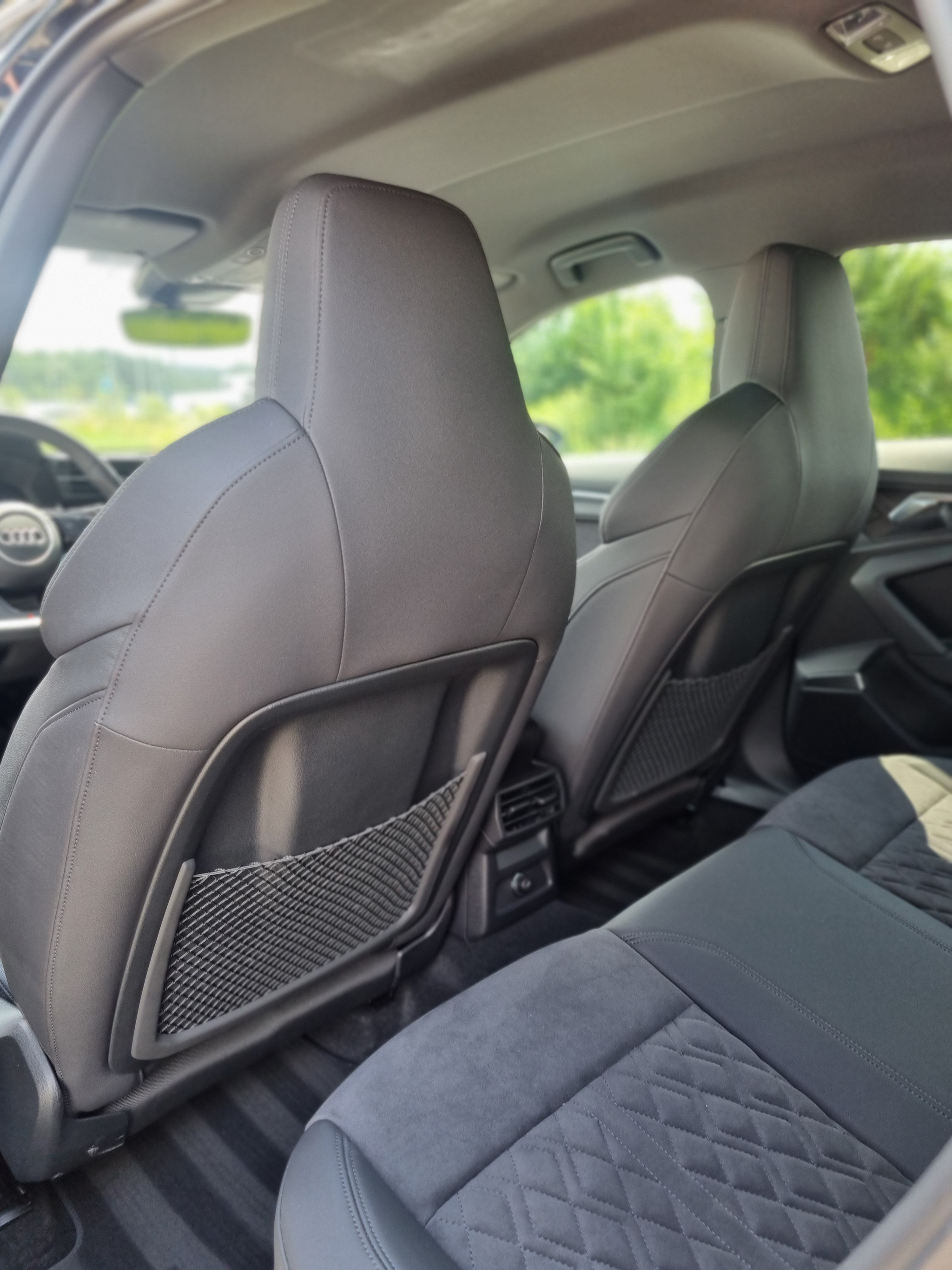 listing desktop thumbnail image 7