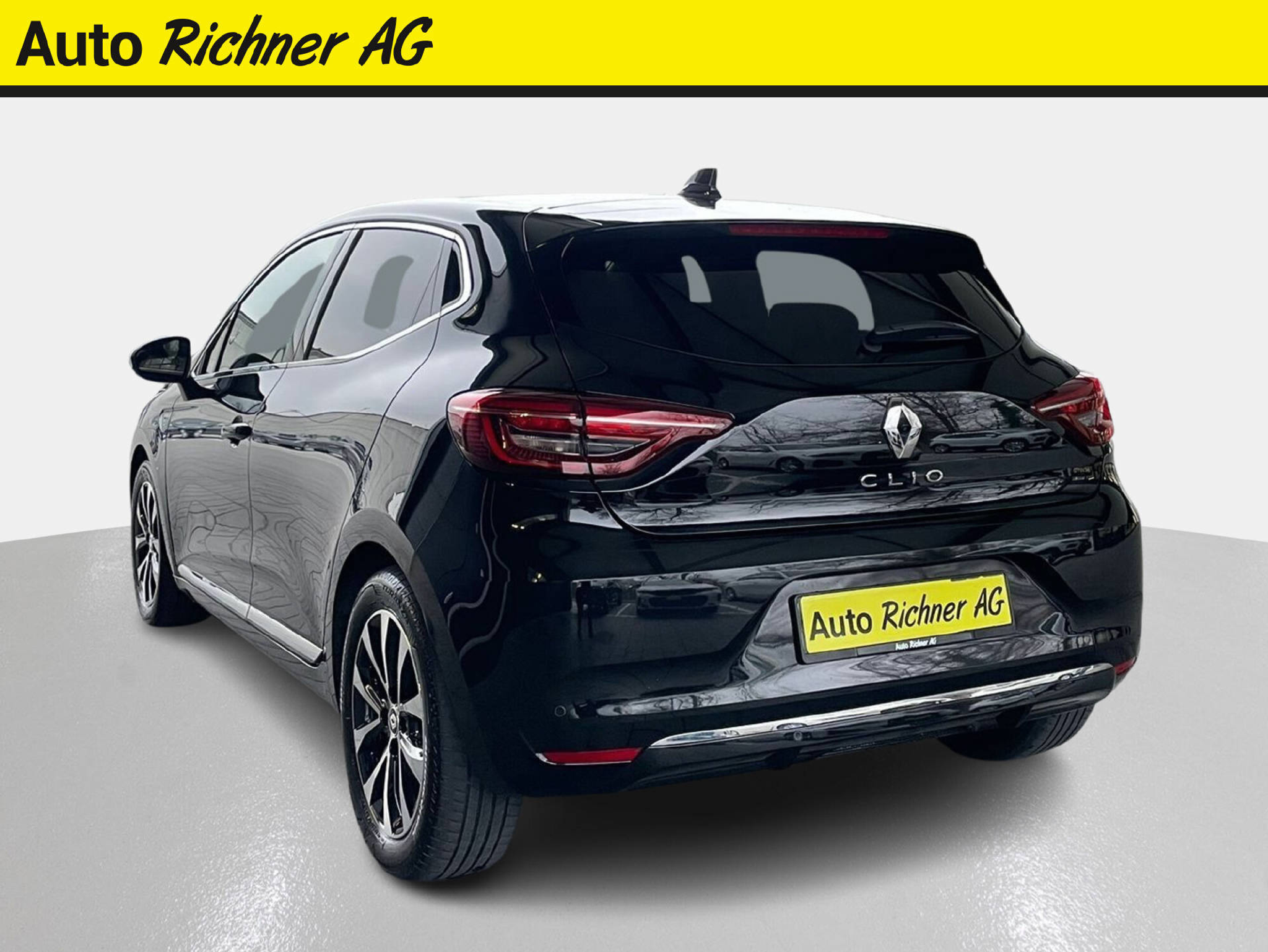 listing desktop thumbnail image 4