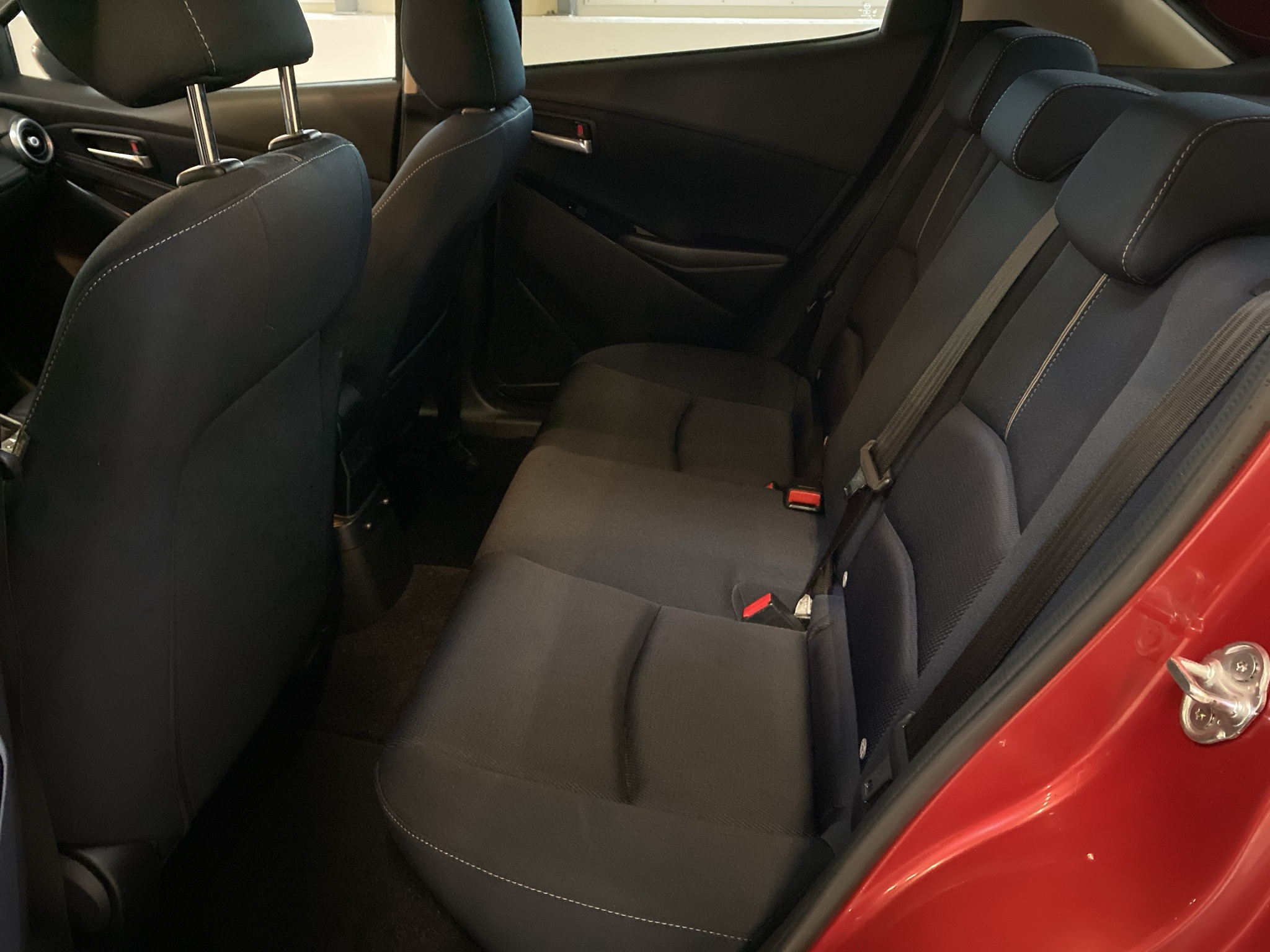 listing desktop thumbnail image 14